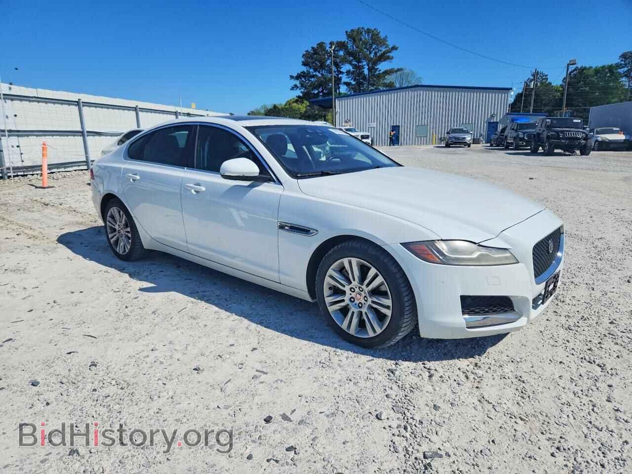 2017 JAGUAR XF - VIN: SAJBD4BV2HCY35770 - Фото 4