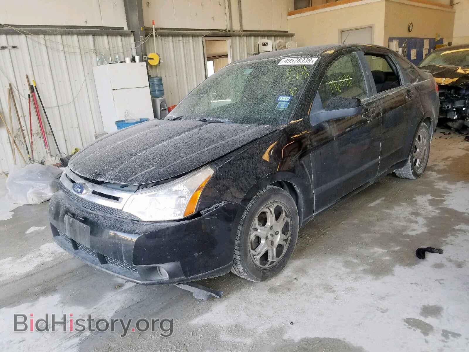 2009 FORD FOCUS - VIN: 1FAHP36NX9W234875 - Фото 2