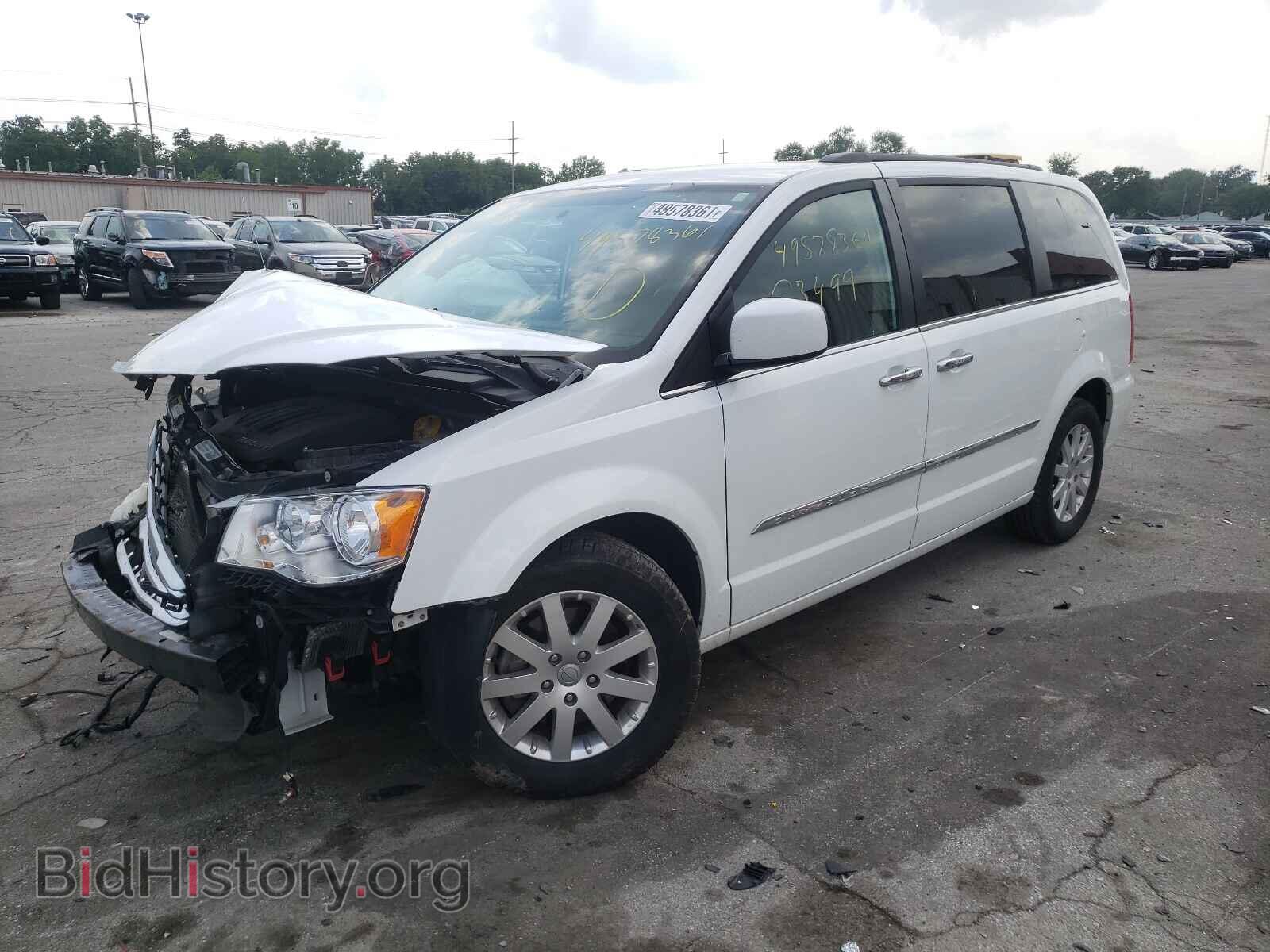 2014 CHRYSLER MINIVAN - VIN: 2C4RC1BG3ER467117 - Фото 2