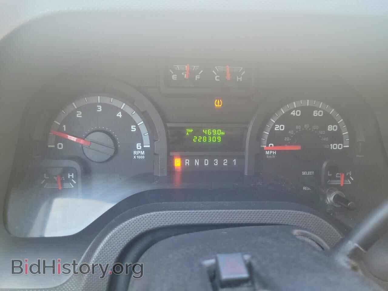 2011 FORD ECONOLINE - VIN: 1FTSS3ES2BDA69220 - Photo 8