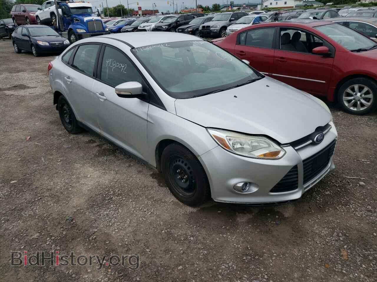 Photo 1FAHP3F24CL202518 - FORD FOCUS 2012