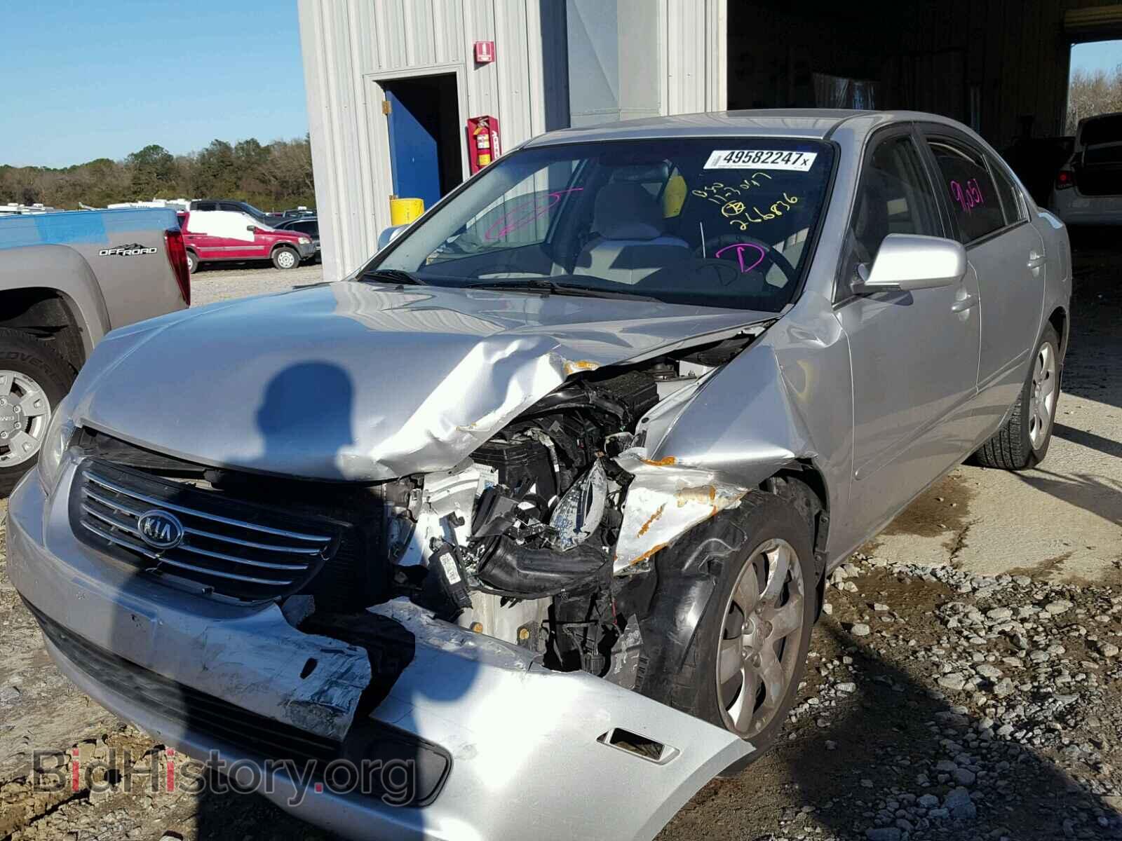 2007 KIA OPTIMA - VIN: KNAGE123775127058 - Фото 2