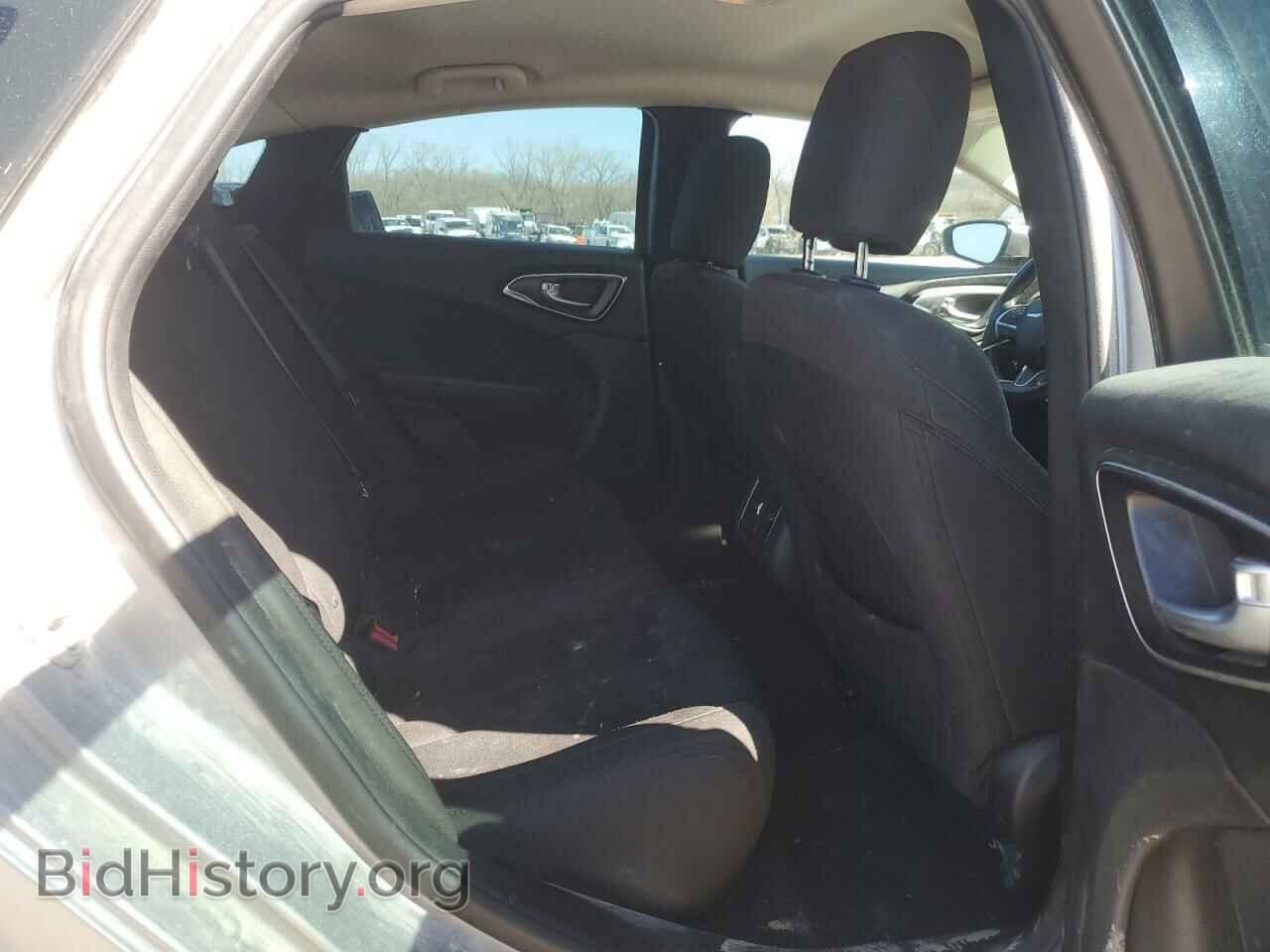 2015 CHRYSLER 200 - VIN: 1C3CCCAB5FN685540 - Фото 10