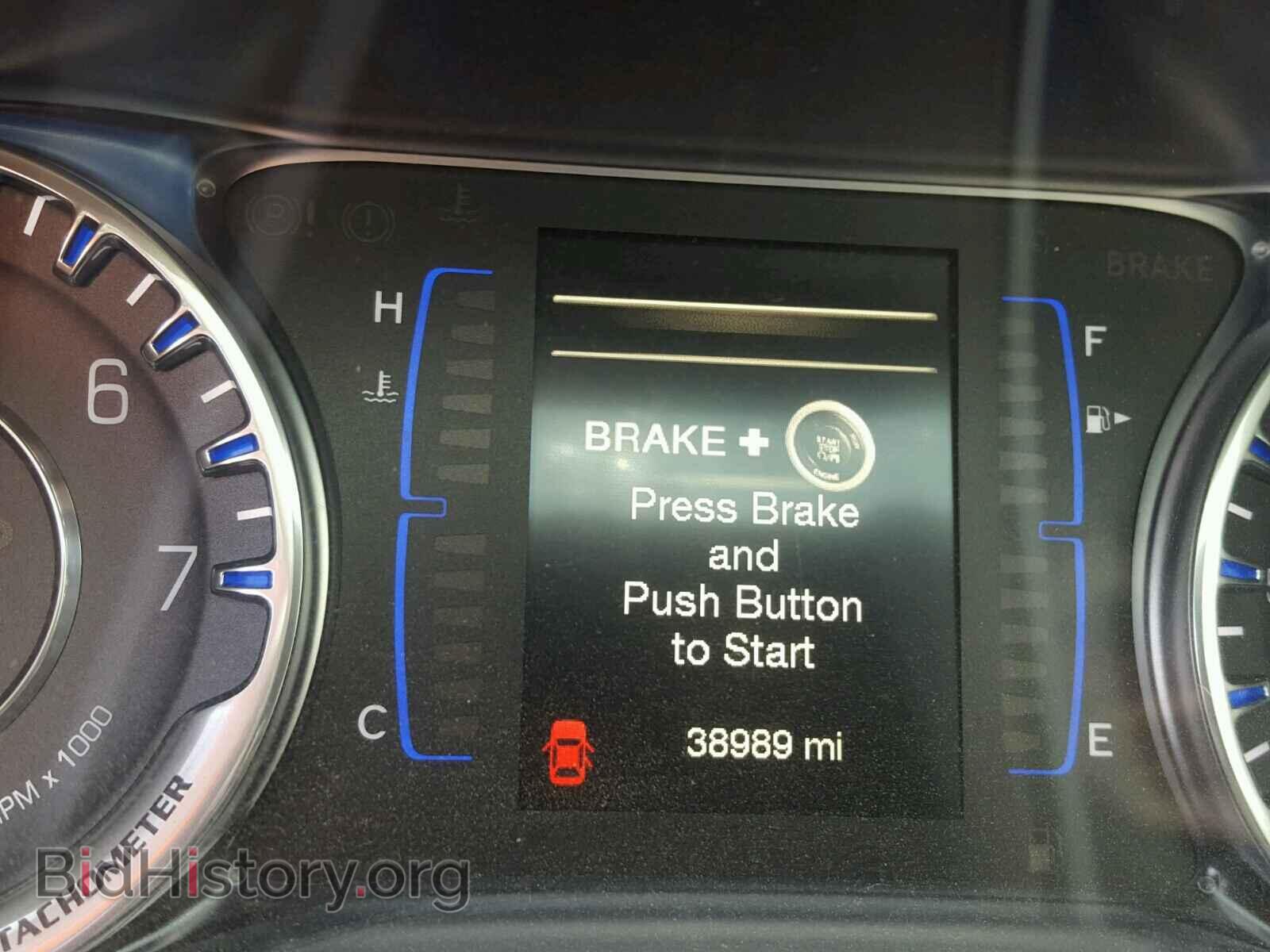 2016 CHRYSLER 200 - VIN: 1C3CCCAB7GN106159 - Фото 8