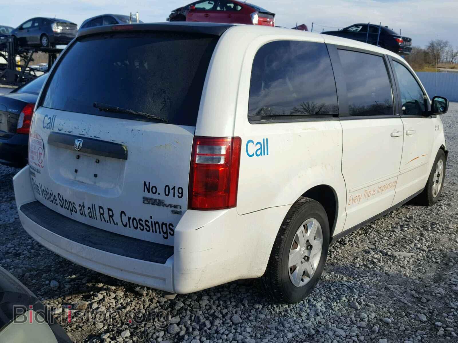 2010 DODGE CARAVAN - VIN: 2D4RN4DE2AR112220 - Фото 4