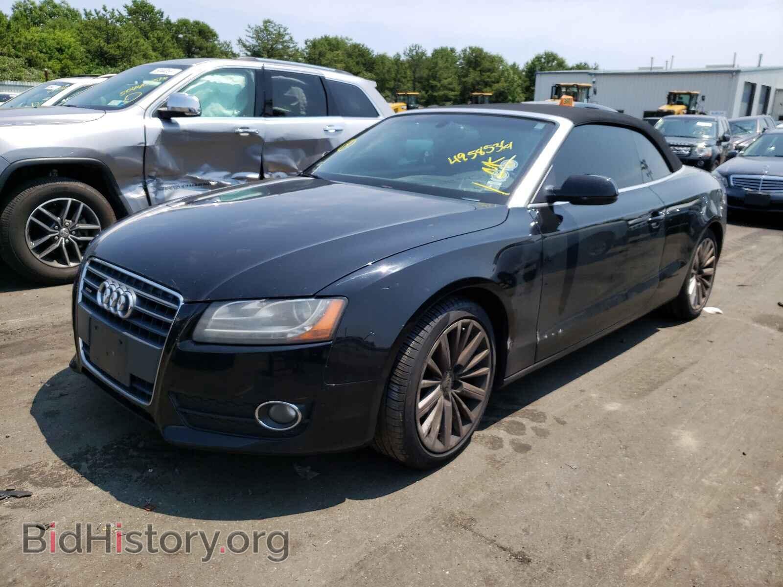 2011 AUDI A5 - VIN: WAULFAFH2BN011812 - Фото 2