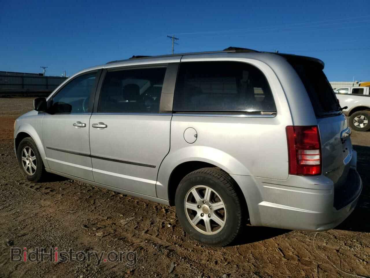 2010 CHRYSLER MINIVAN - VIN: 2A4RR5D12AR451235 - Photo 2