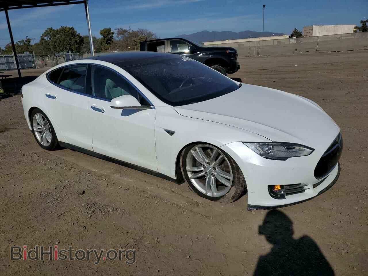 2015 TESLA MODEL S - VIN: 5YJSA1E20FF116427 - Photo 4