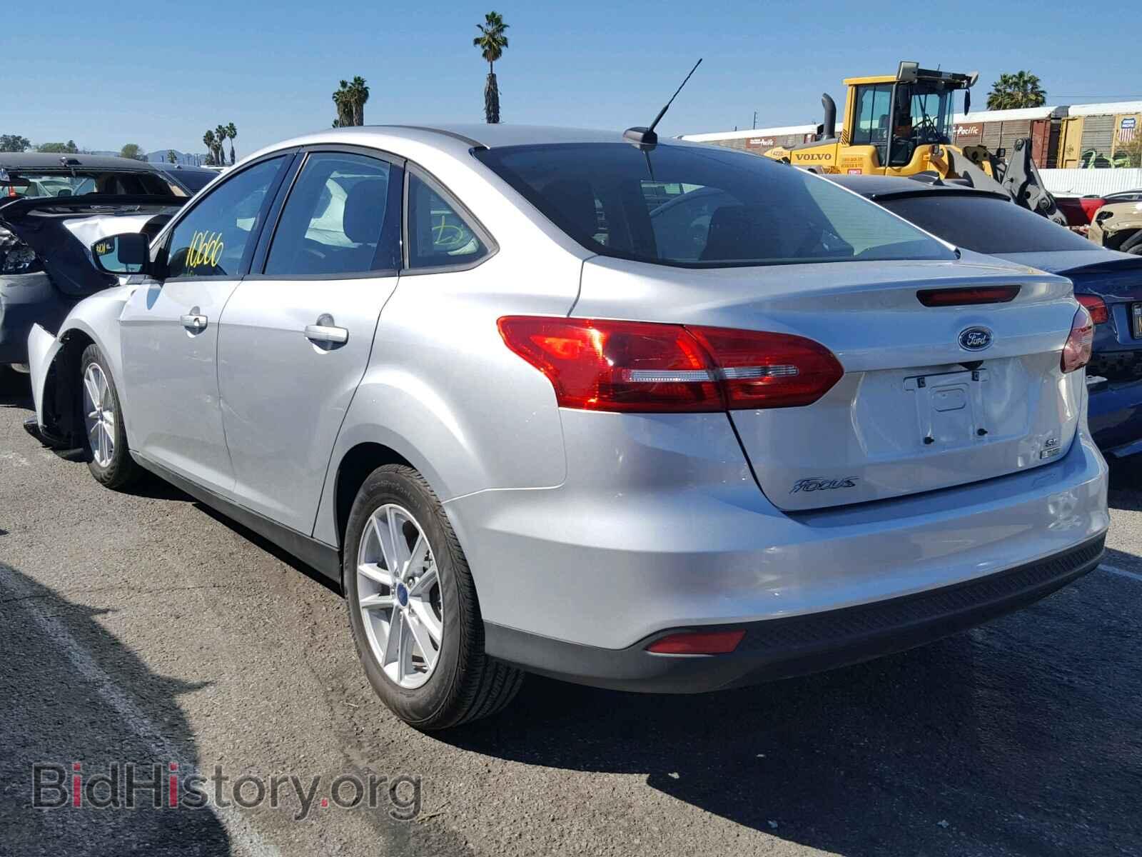 2018 FORD FOCUS SE - VIN: 1FADP3FE7JL270592 - Фото 3