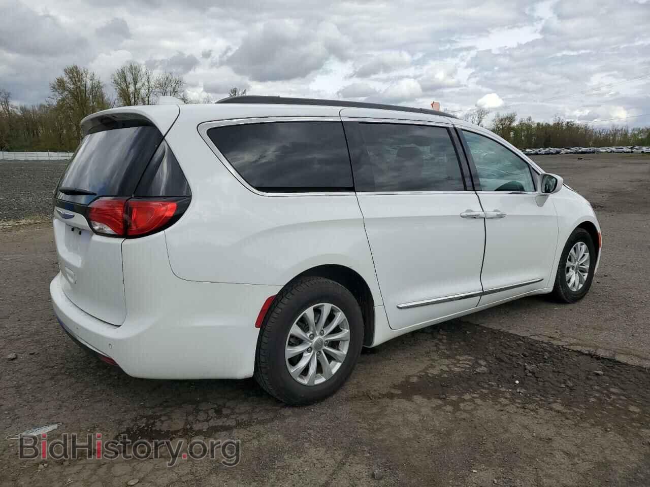 2017 CHRYSLER PACIFICA - VIN: 2C4RC1BG3HR540104 - Фото 3