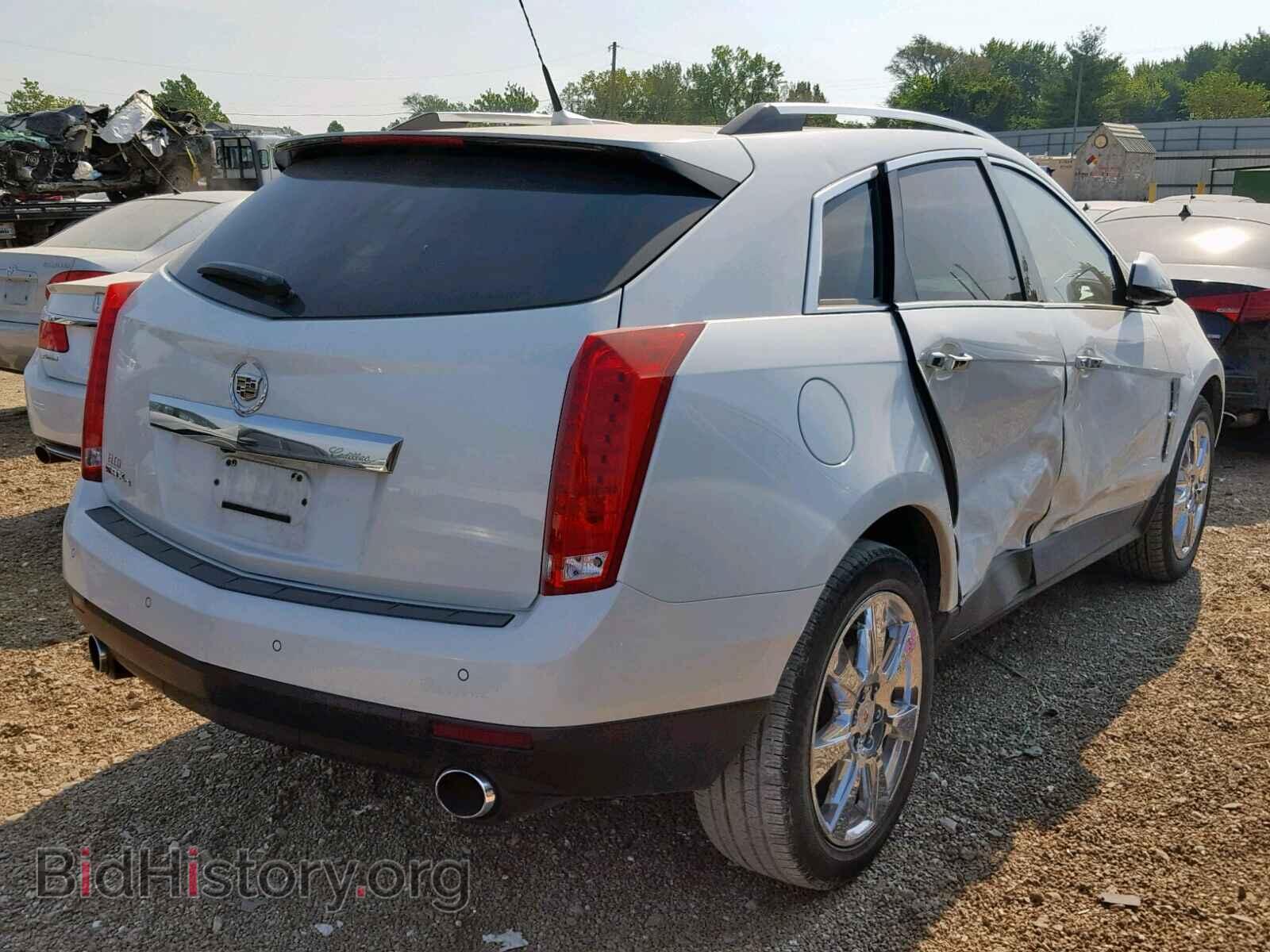 2010 CADILLAC SRX PERFOR - VIN: 3GYFNEEY7AS615009 - Photo 4