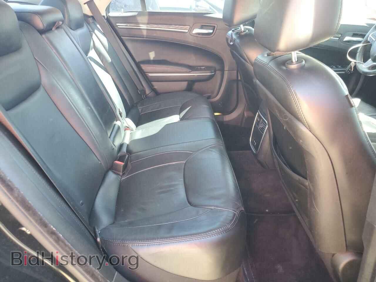 2016 CHRYSLER 300 - VIN: 2C3CCAAG6GH343752 - Фото 10