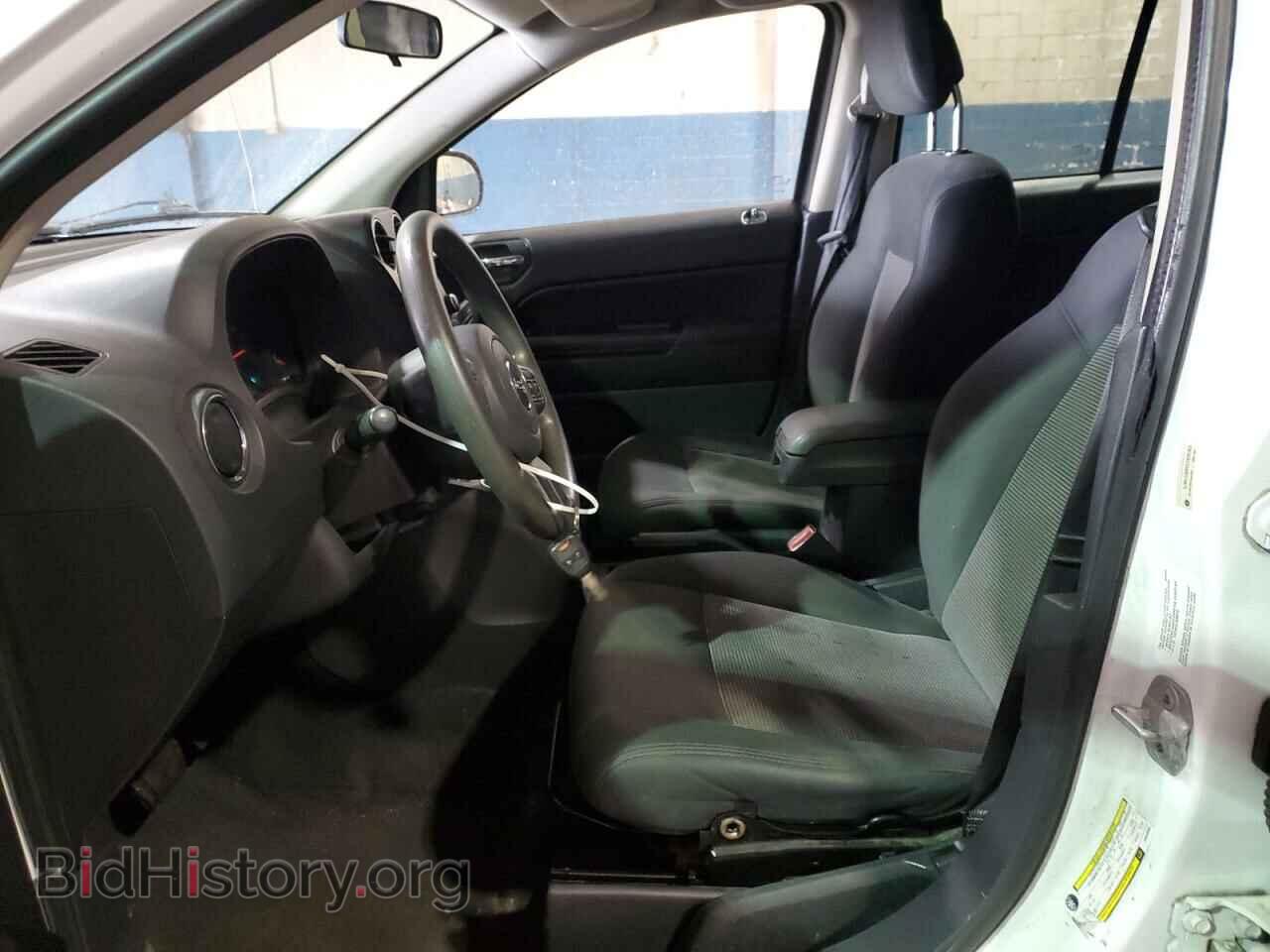 2012 JEEP COMPASS - VIN: 1C4NJCBB6CD620304 - Photo 7