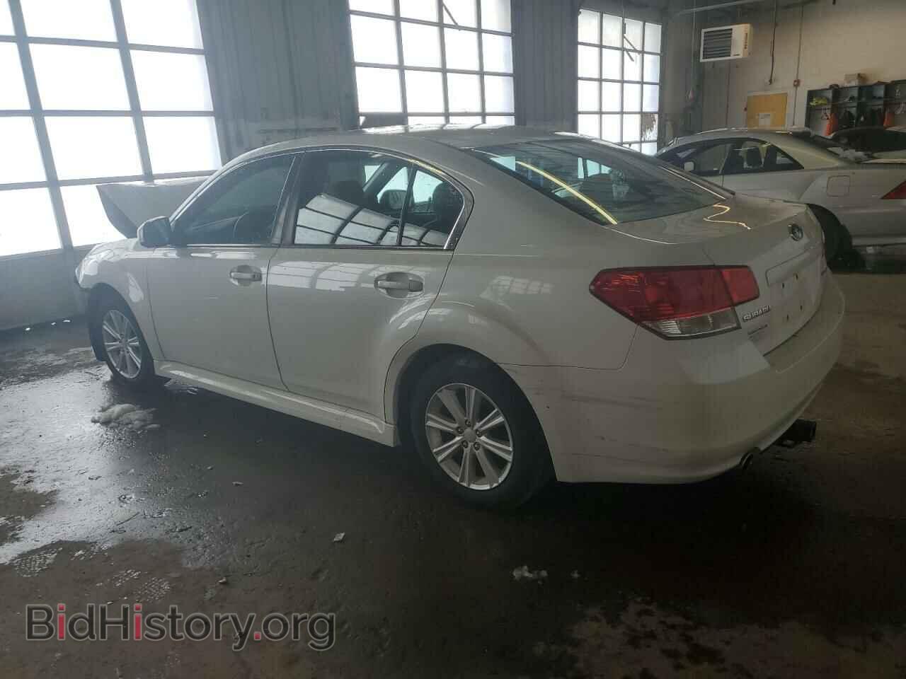 2011 SUBARU LEGACY - VIN: 4S3BMBC60B3224184 - Фото 2