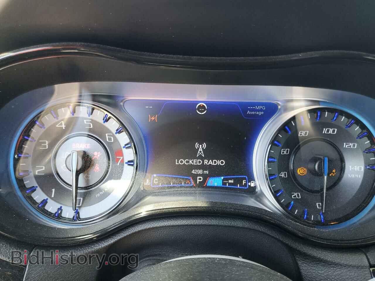 2023 CHRYSLER 300 - VIN: 2C3CCABG7PH664889 - Фото 9