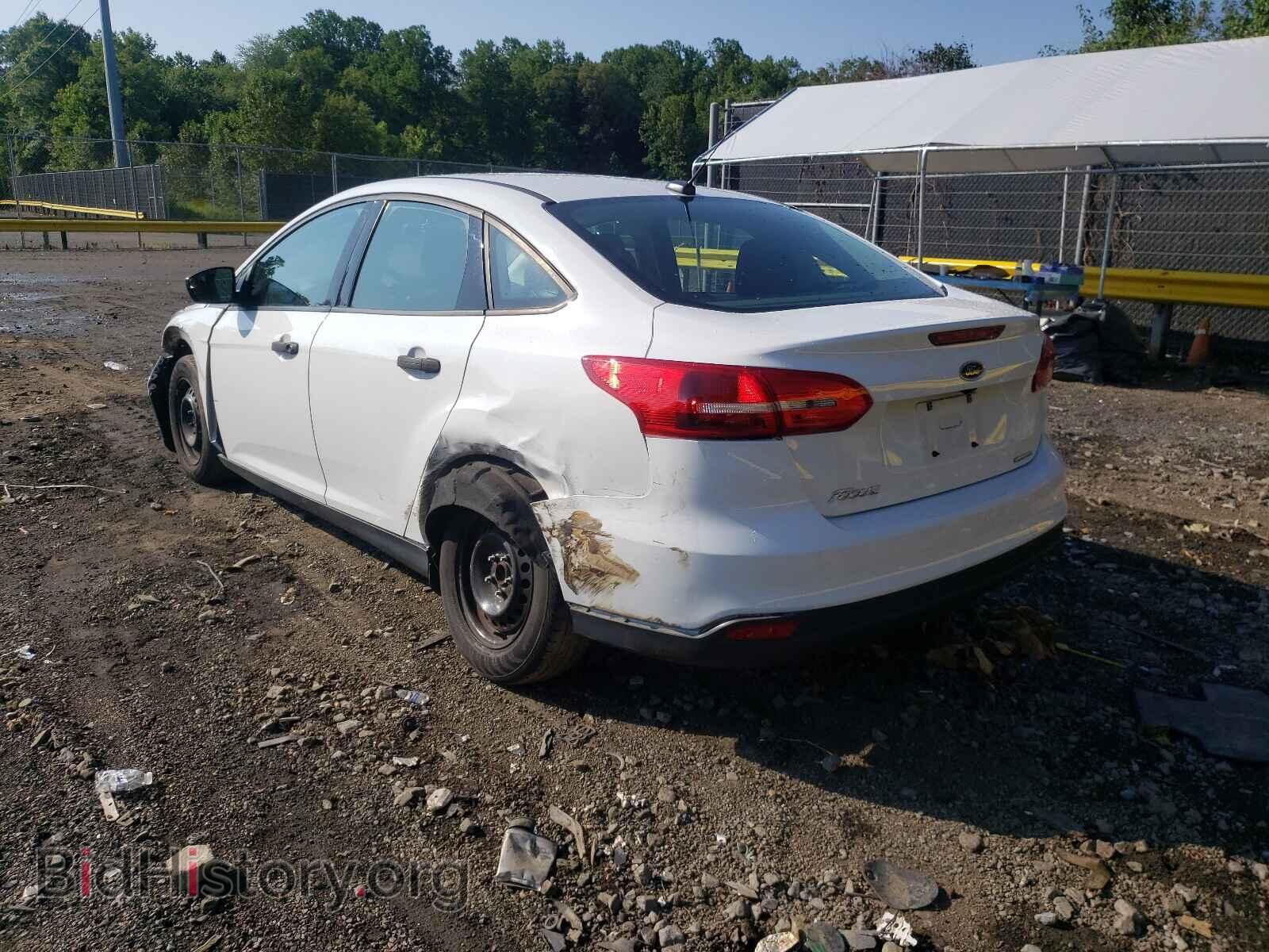 2016 FORD FOCUS - VIN: 1FADP3E22GL242456 - Фото 3