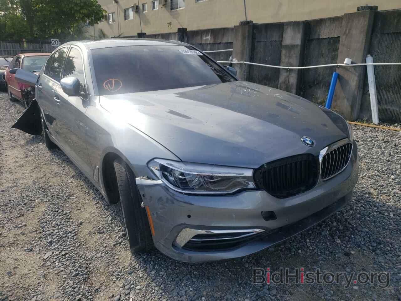 Фотография WBAJE7C5XKWW05016 - BMW 5 SERIES 2019