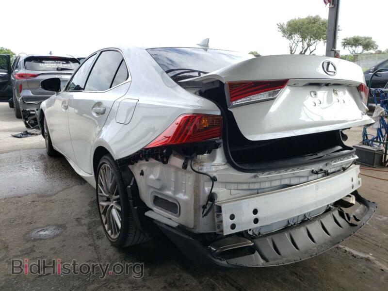 2017 Lexus IS (VIN JTHBA1D27H5049295) — фото 3 из 10