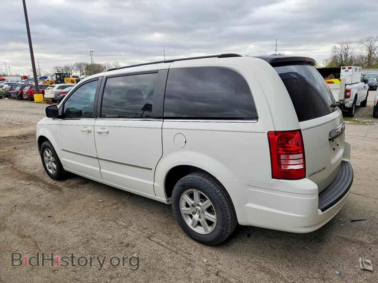 2009 CHRYSLER MINIVAN - VIN: 2A8HR54149R558227 - Фото 2