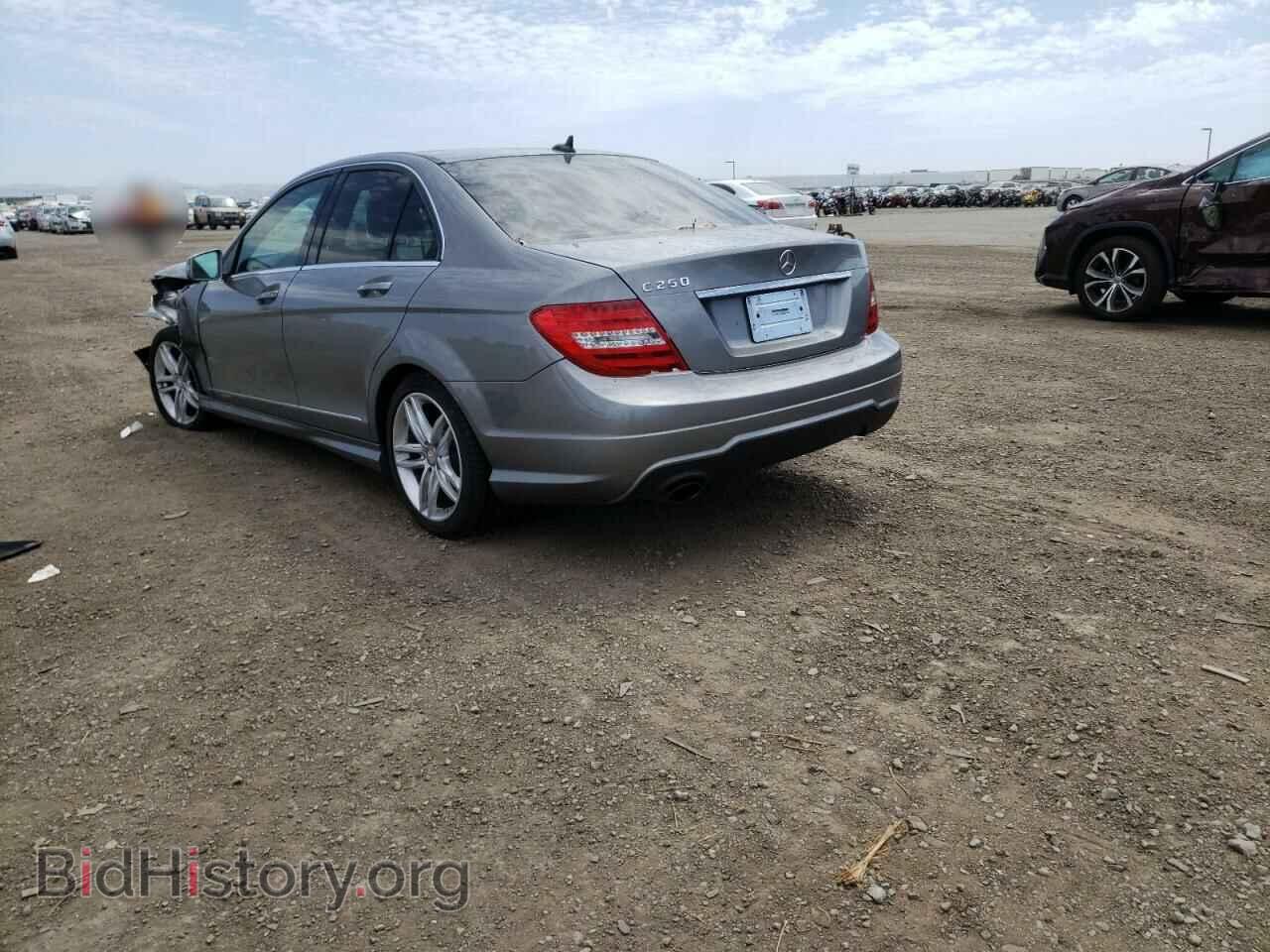 2013 MERCEDES-BENZ C-CLASS - VIN: WDDGF4HB2DA742500 - Фото 3