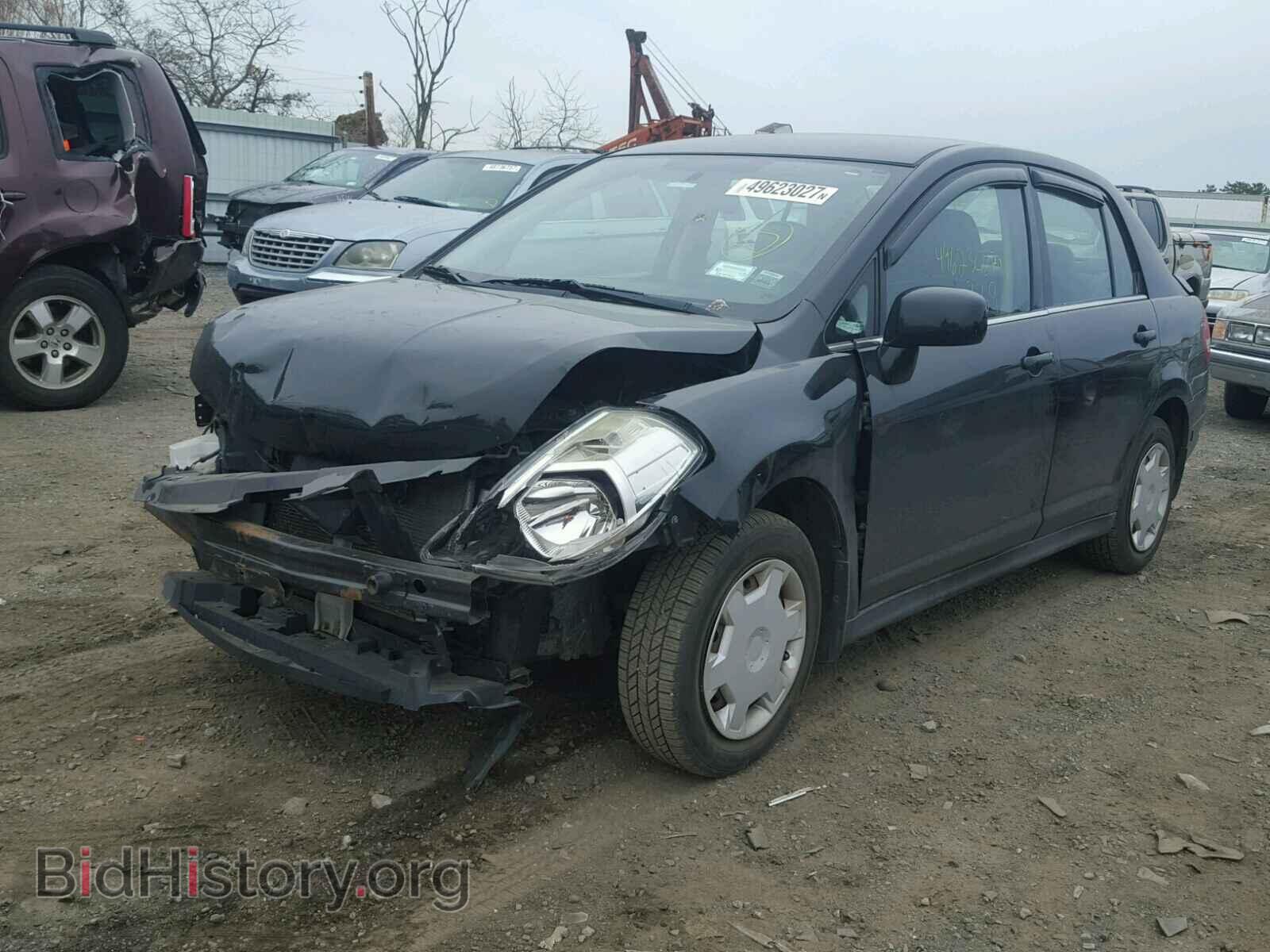 2009 NISSAN VERSA - VIN: 3N1BC11E79L381803 - Фото 2
