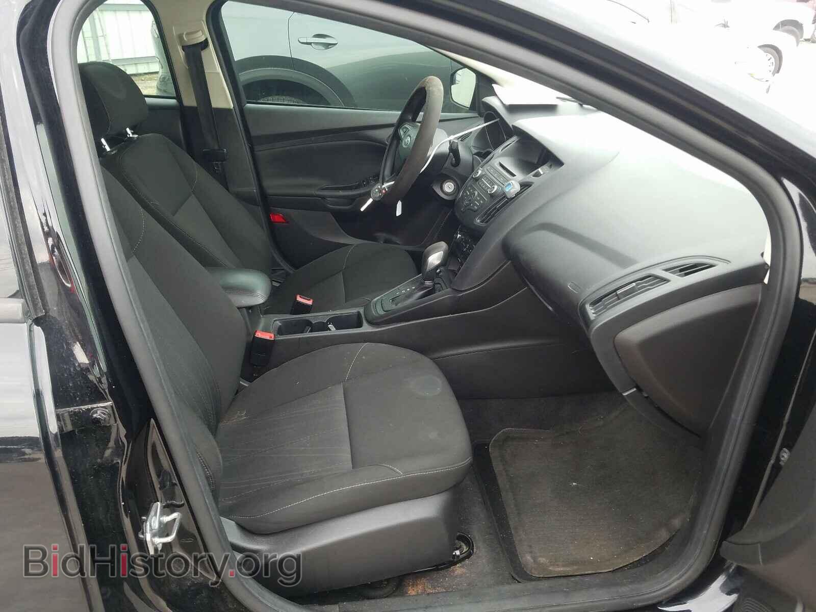 2017 FORD FOCUS - VIN: 1FADP3F28HL313675 - Photo 5