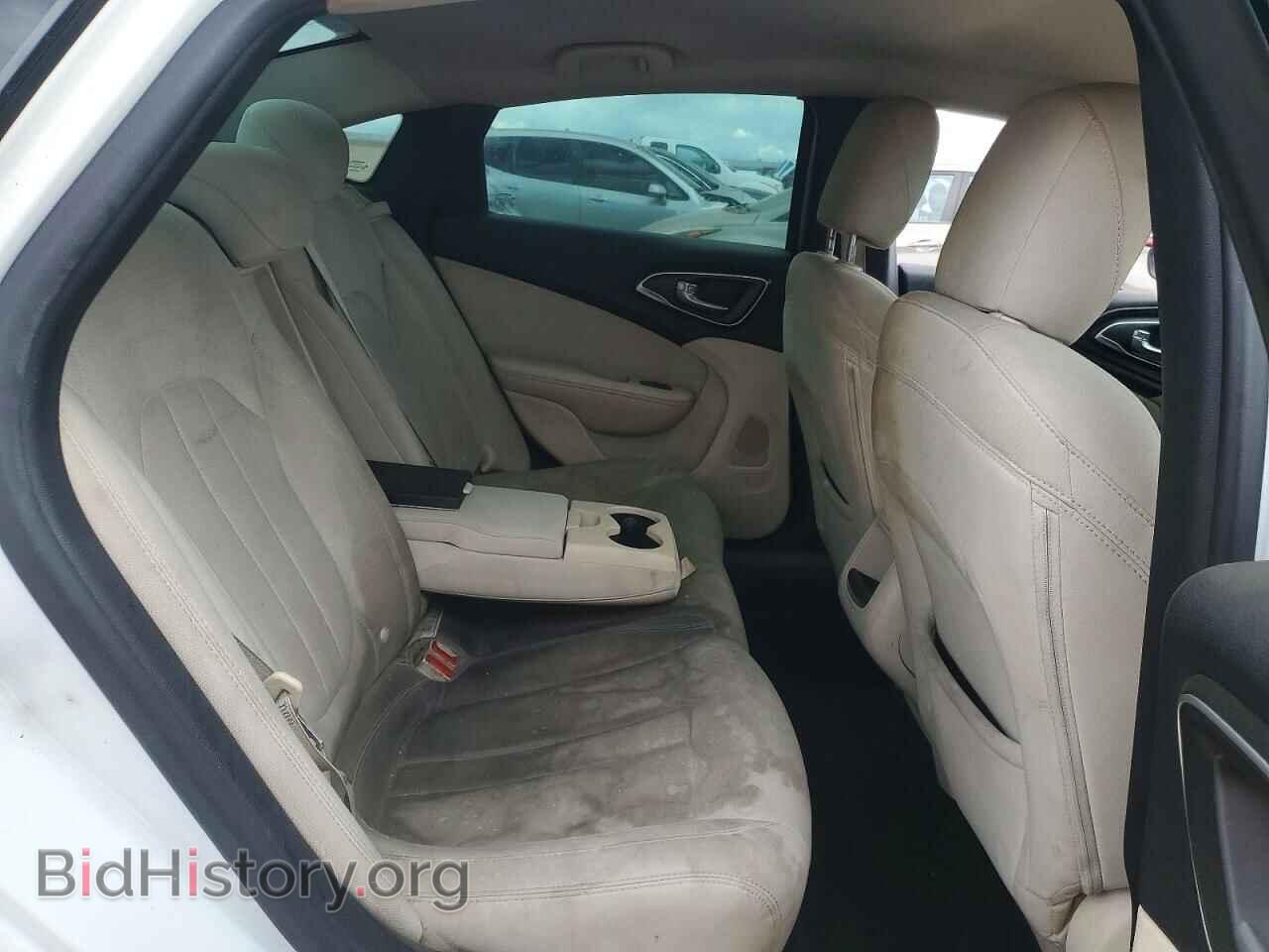 2016 CHRYSLER 200 - VIN: 1C3CCCAB9GN154892 - Фото 10