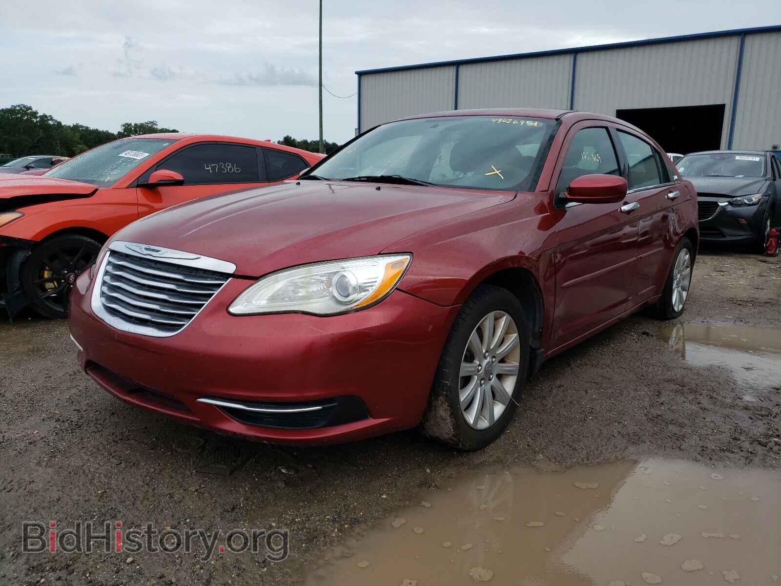 2013 CHRYSLER 200 - VIN: 1C3CCBBB1DN639516 - Фото 2