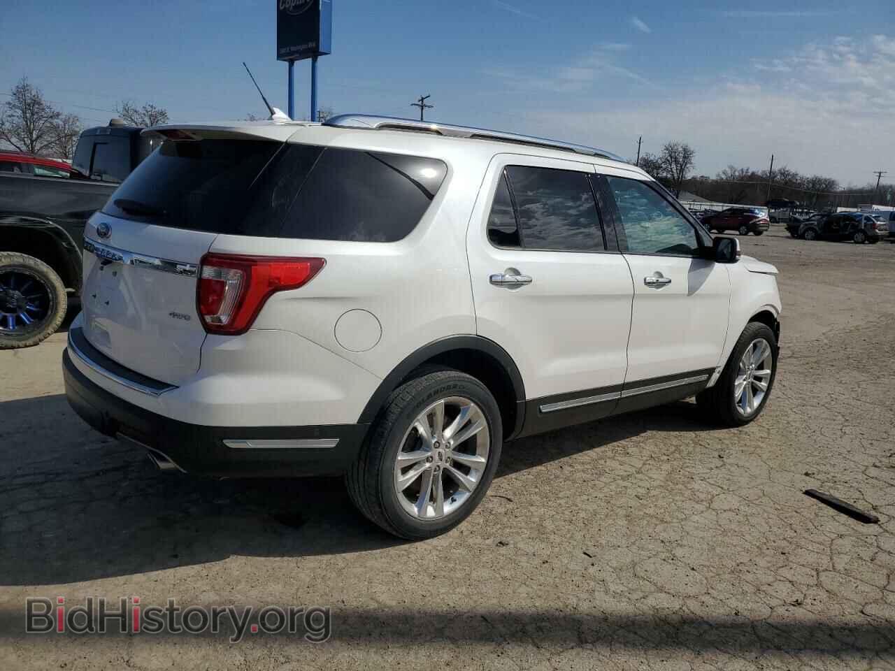 2018 FORD EXPLORER - VIN: 1FM5K8F81JGB77561 - Фото 3
