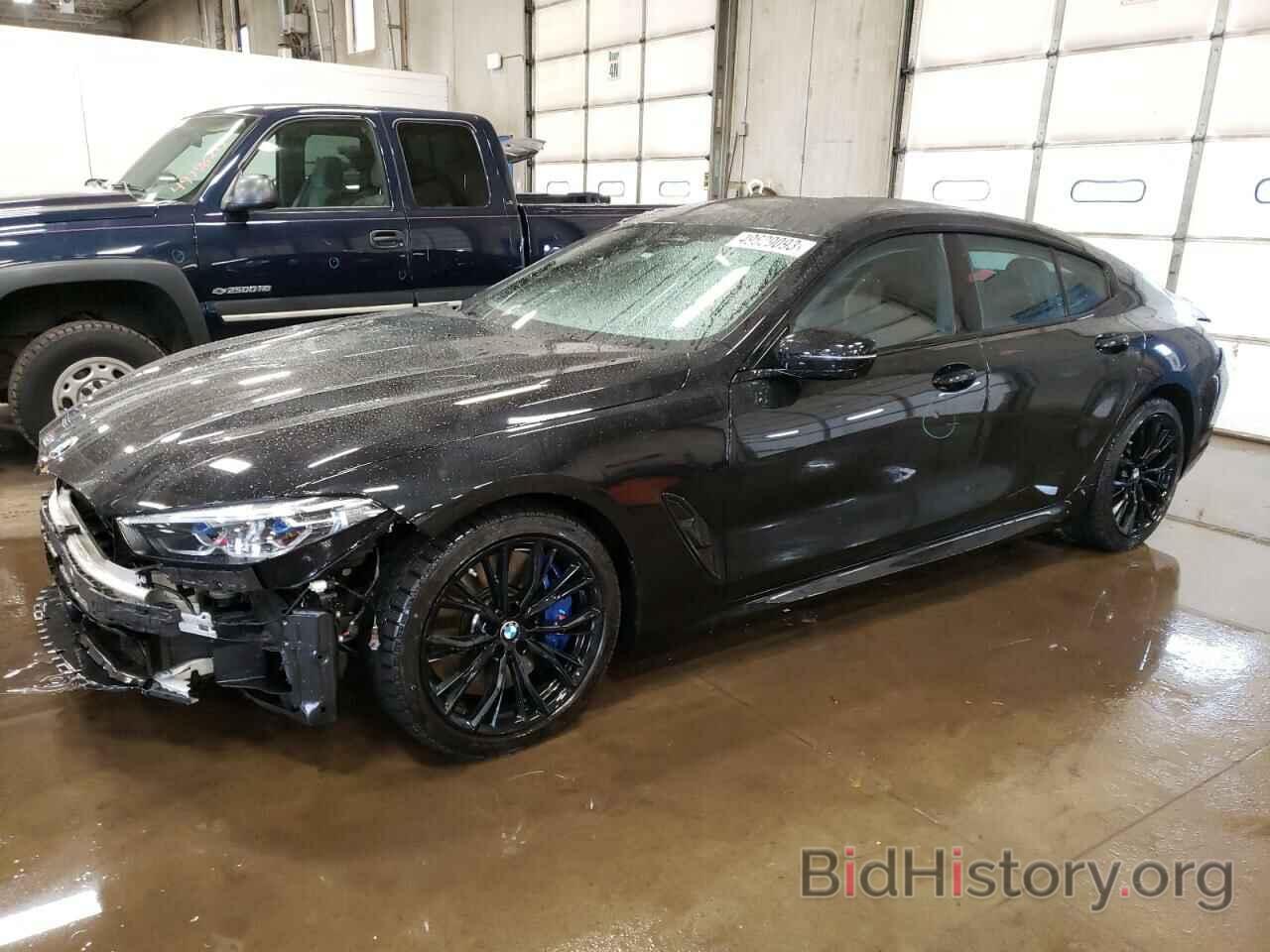 Фотография WBAGV8C02NCK08748 - BMW M8 2022