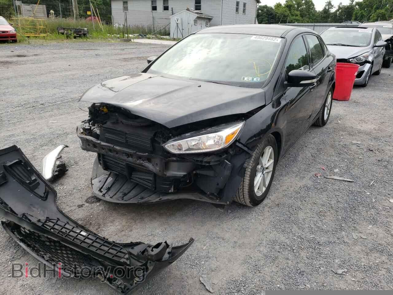 2017 FORD FOCUS - VIN: 1FADP3F2XHL328033 - Фото 2