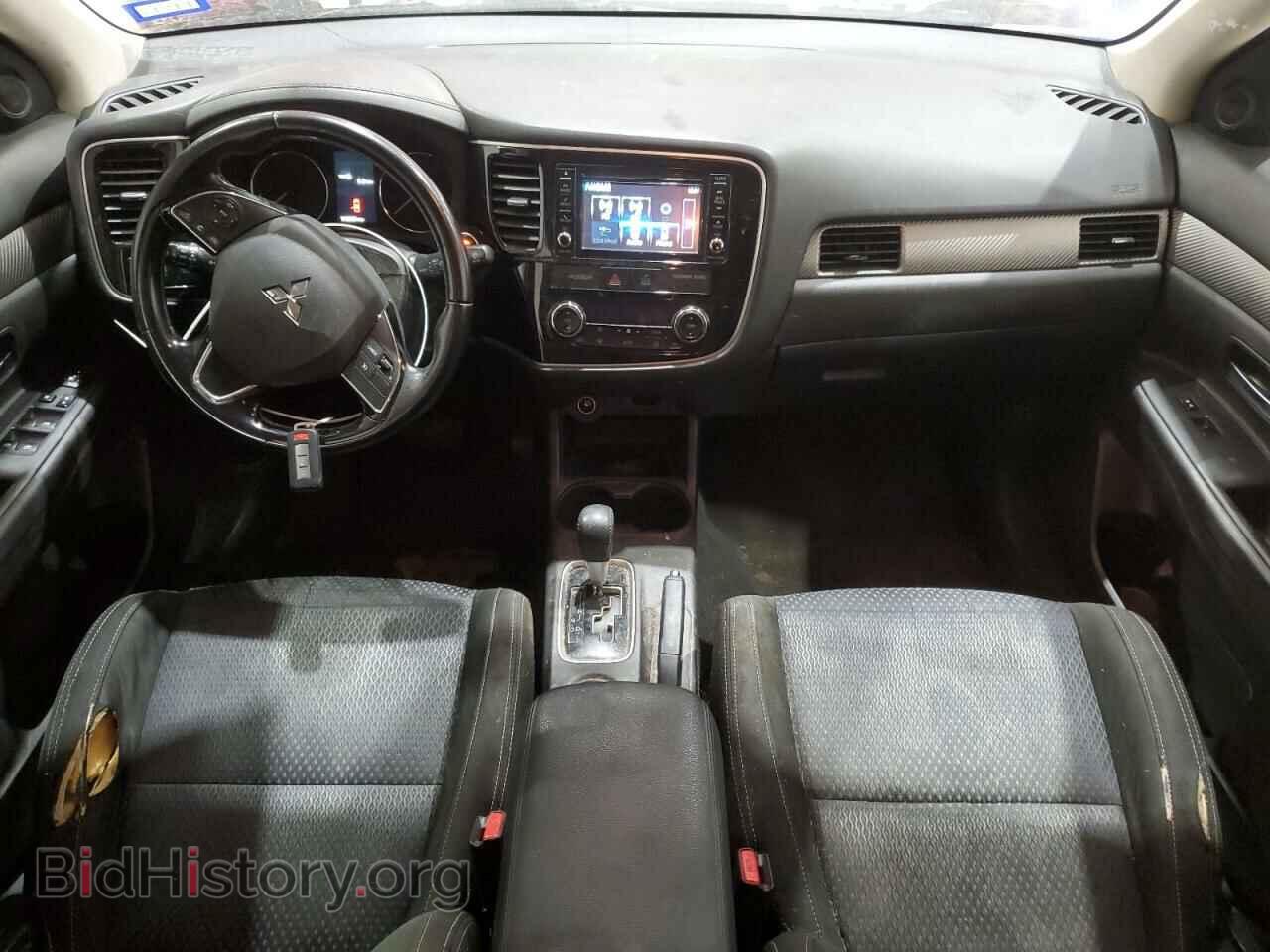 2016 MITSUBISHI OUTLANDER - VIN: JA4AD3A31GZ012404 - Фото 8