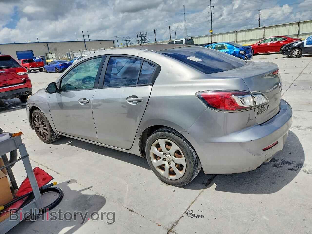 2013 MAZDA 3 - VIN: JM1BL1TF9D1743097 - Фото 2