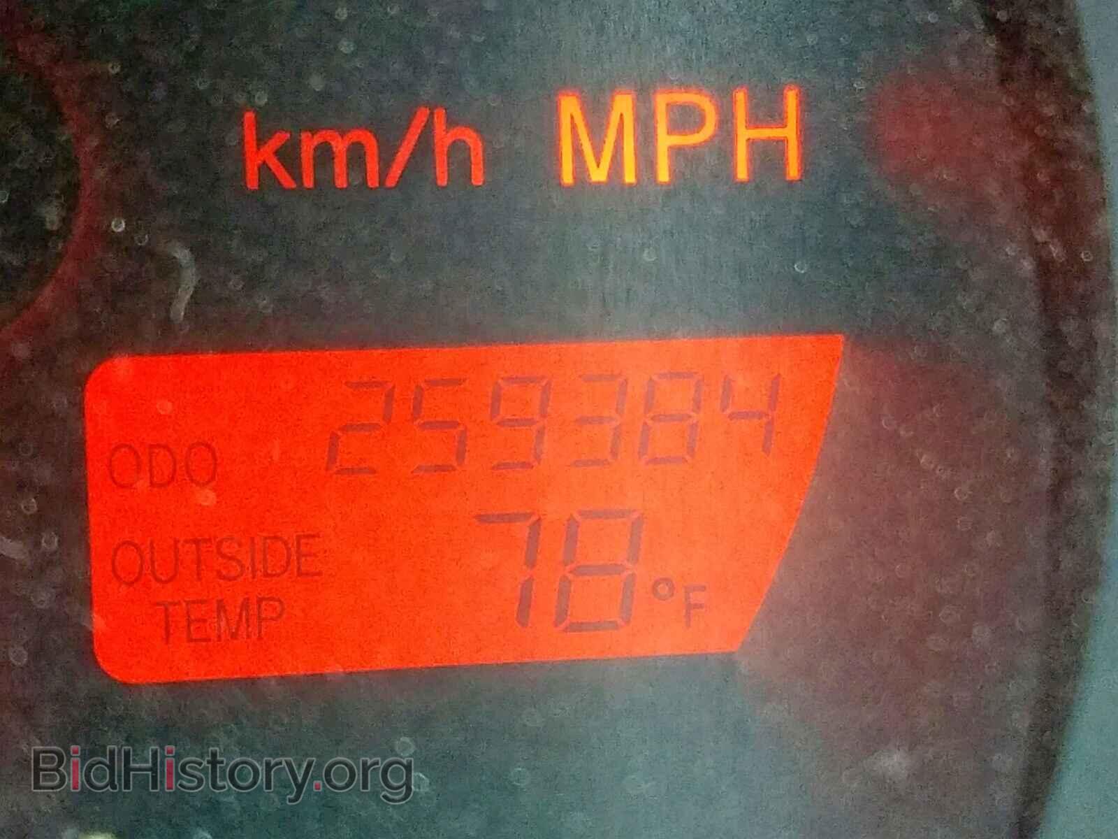 2003 TOYOTA COROLLA - VIN: 2T1KR32E03C046480 - Фото 8
