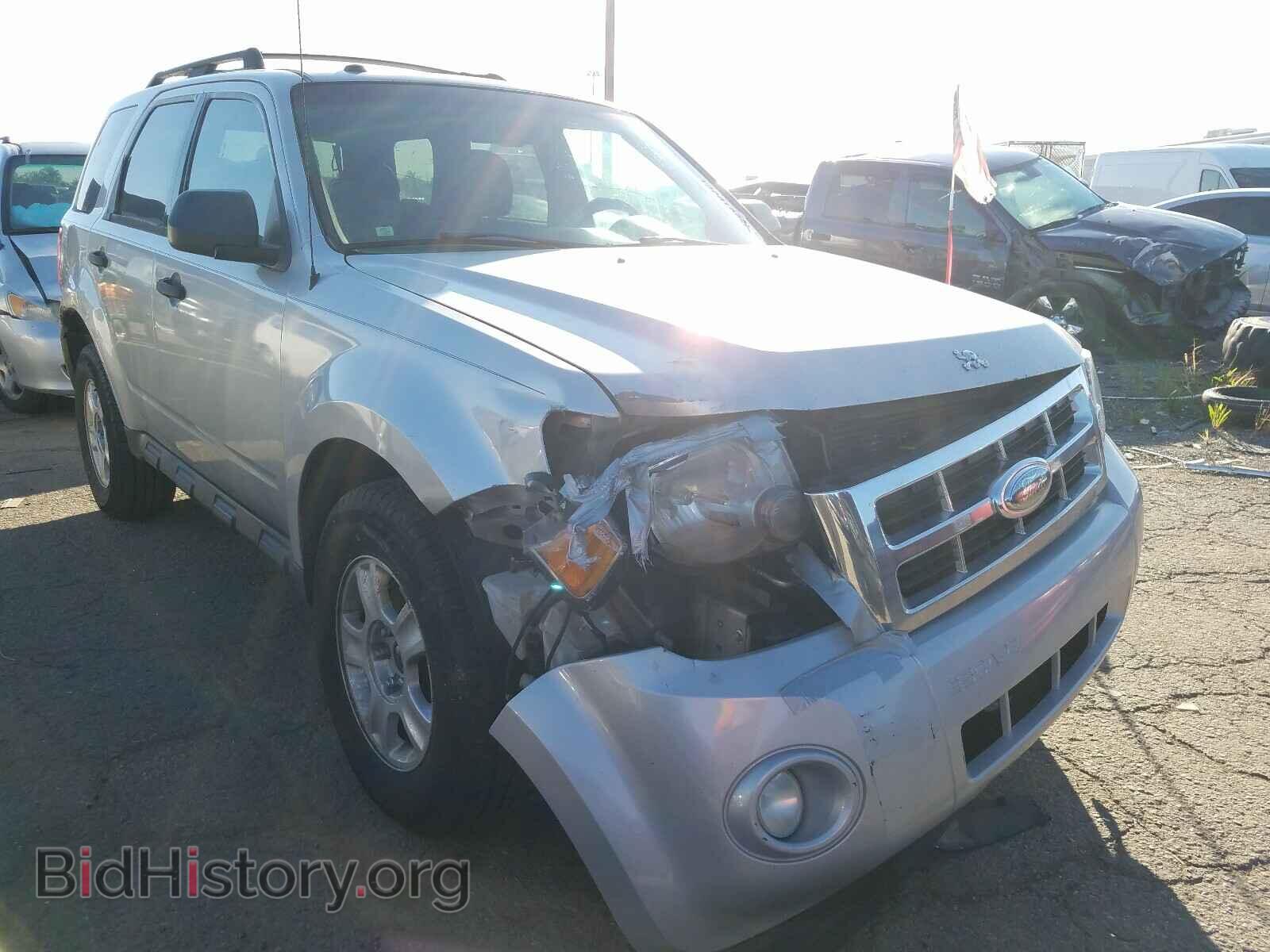 Фотография 1FMCU03GX9KB09847 - FORD ESCAPE 2009