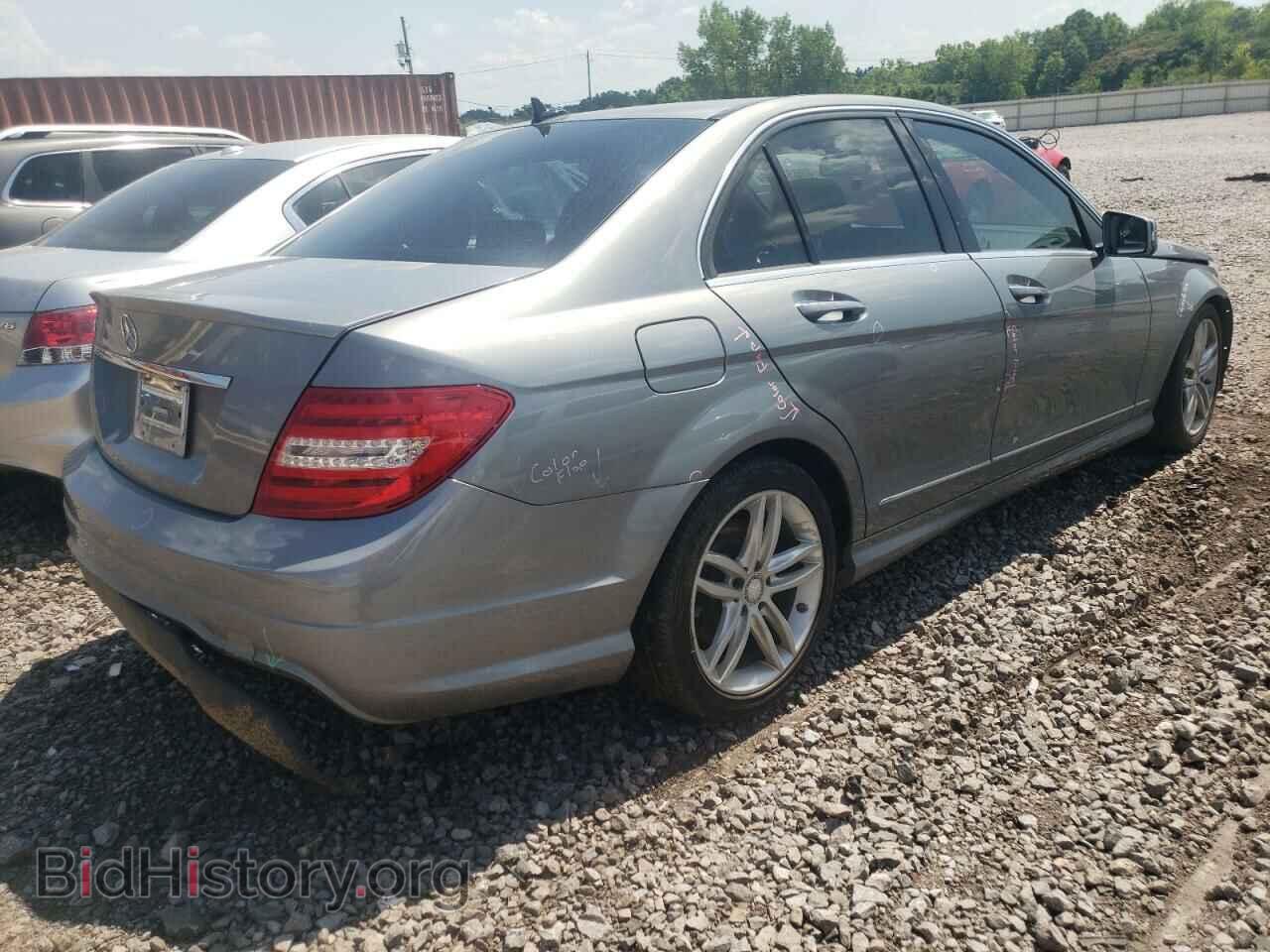 2013 MERCEDES-BENZ C-CLASS - VIN: WDDGF4HB9DR255196 - Фото 4