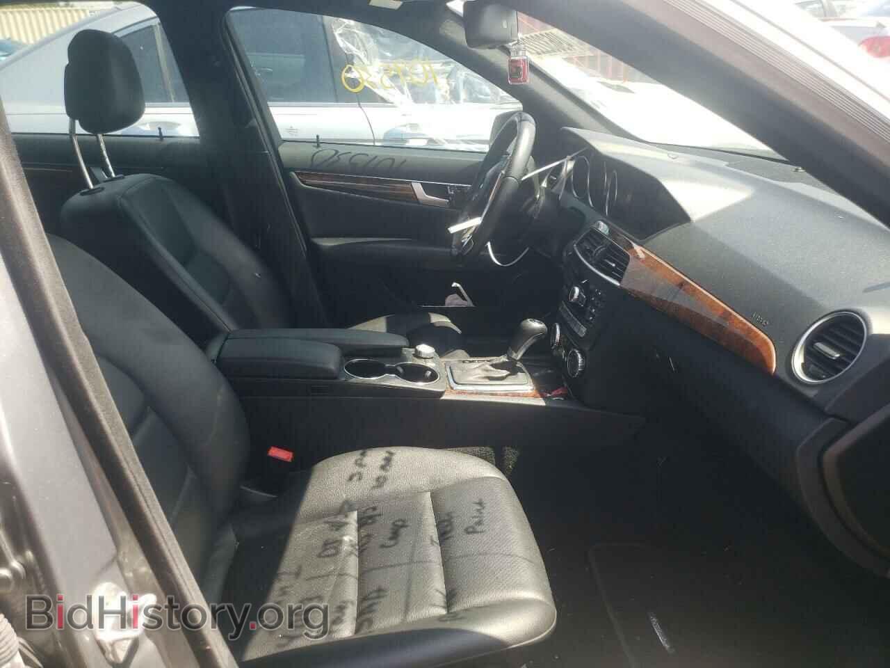 2013 MERCEDES-BENZ C-CLASS - VIN: WDDGF4HB9DR255196 - Фото 5
