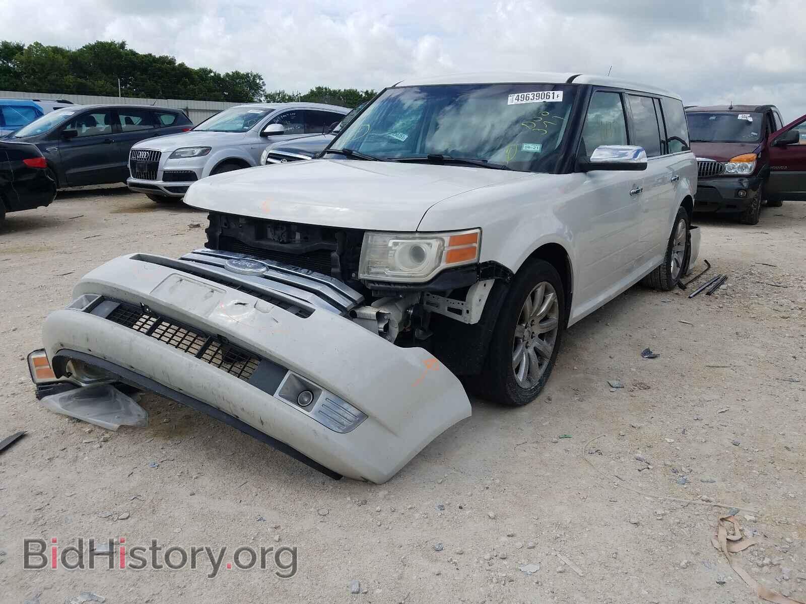 2011 FORD FLEX - VIN: 2FMGK5DC0BBD00371 - Photo 2