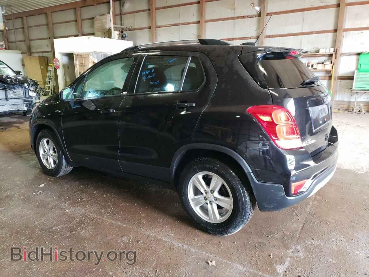 2021 CHEVROLET TRAX - VIN: KL7CJLSB2MB329056 - Photo 2