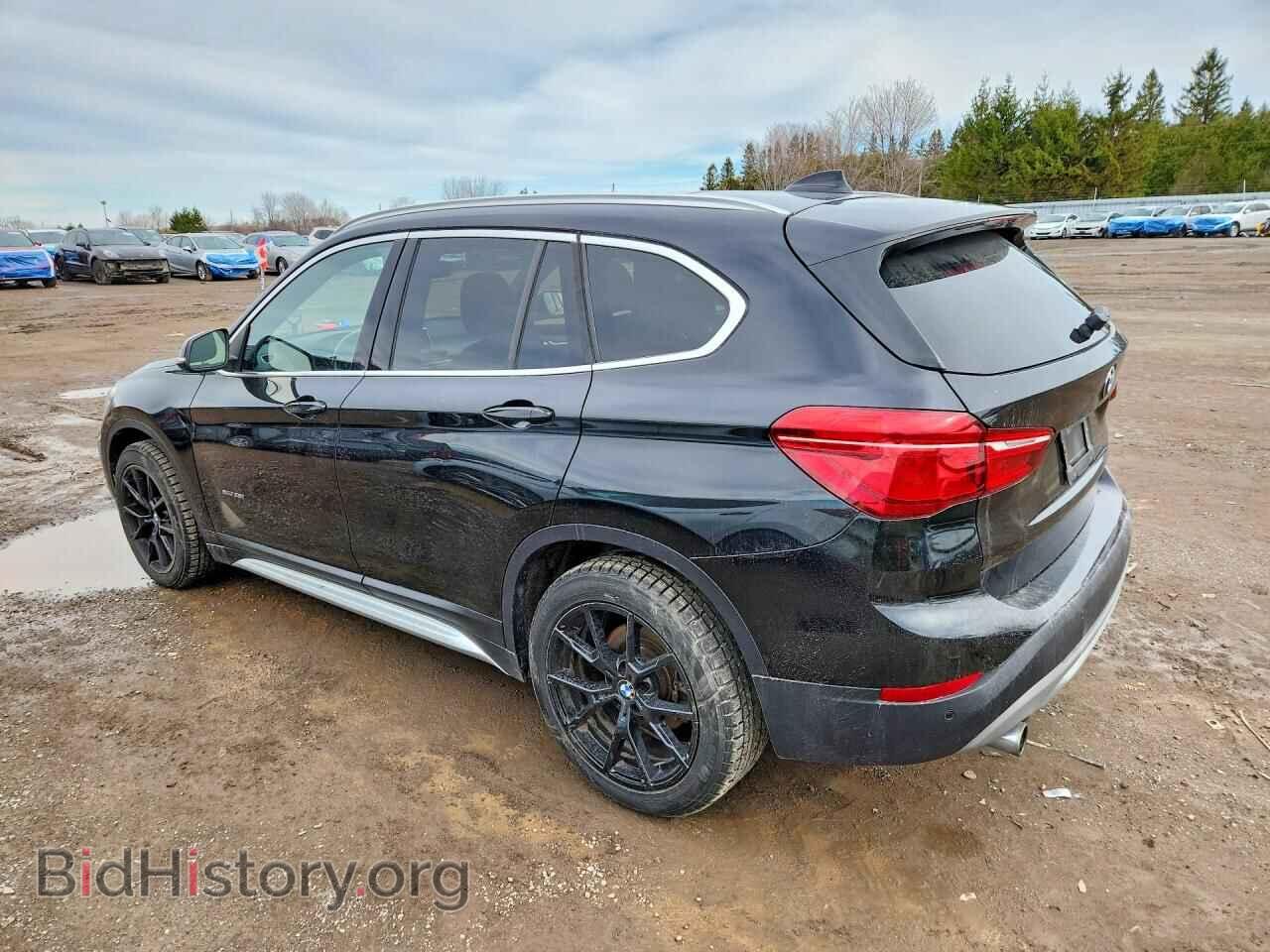 2017 BMW X1 - VIN: WBXHT3C32H5F69762 - Фото 2