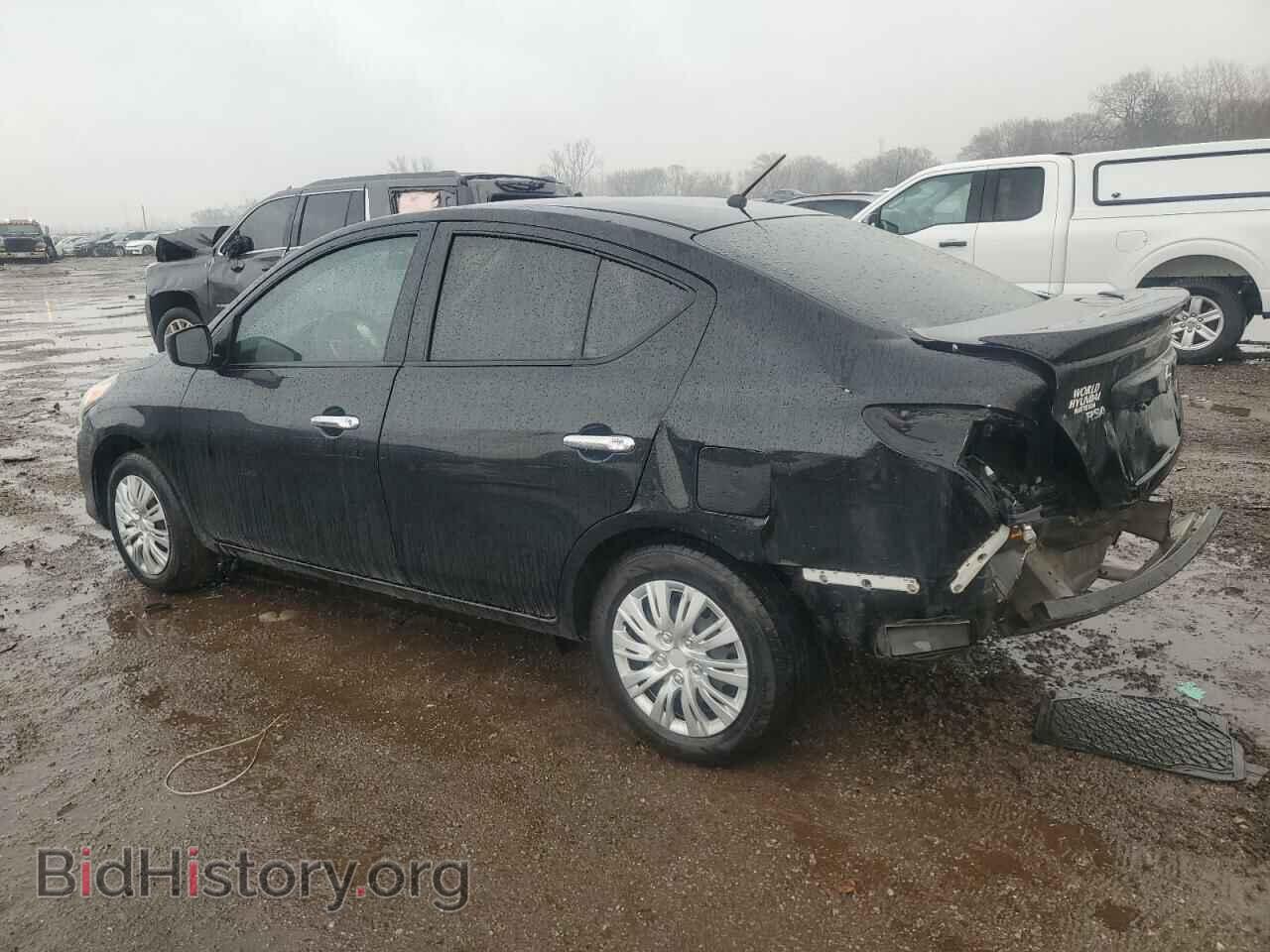 2019 NISSAN VERSA - VIN: 3N1CN7AP7KL850882 - Фото 2