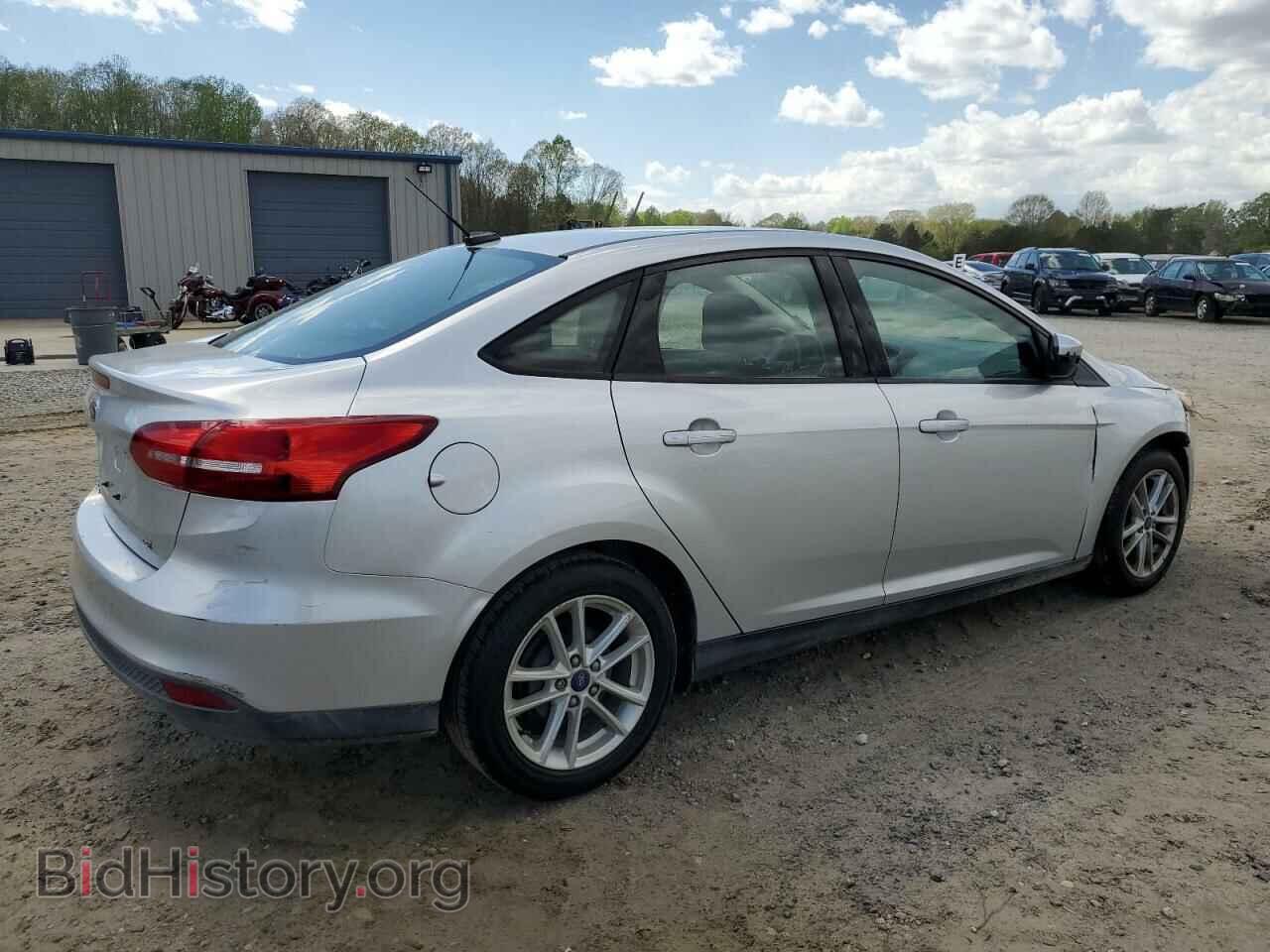 2017 FORD FOCUS - VIN: 1FADP3F2XHL300698 - Фото 3