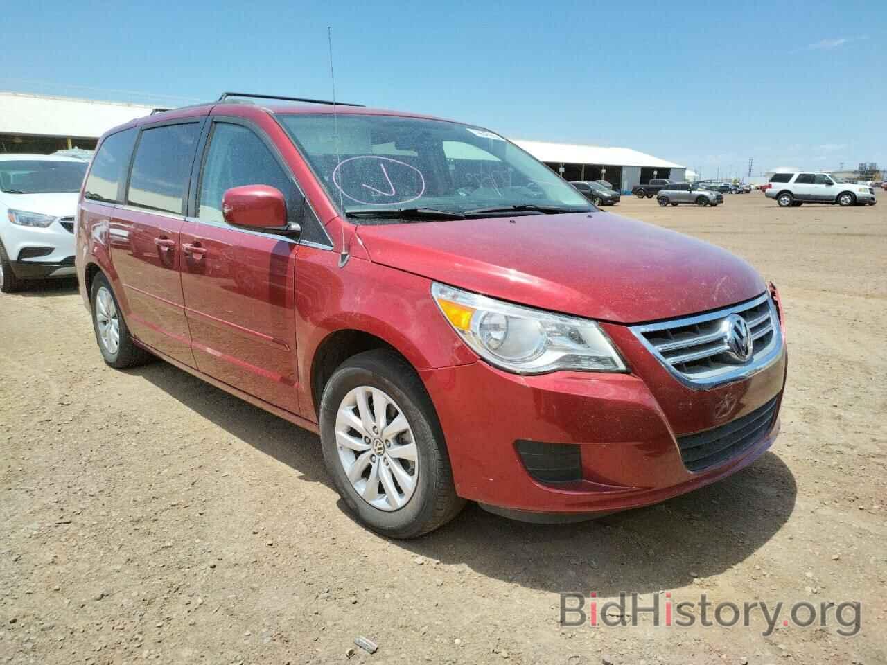 Photo 2C4RVABG2DR725278 - VOLKSWAGEN ROUTAN 2013