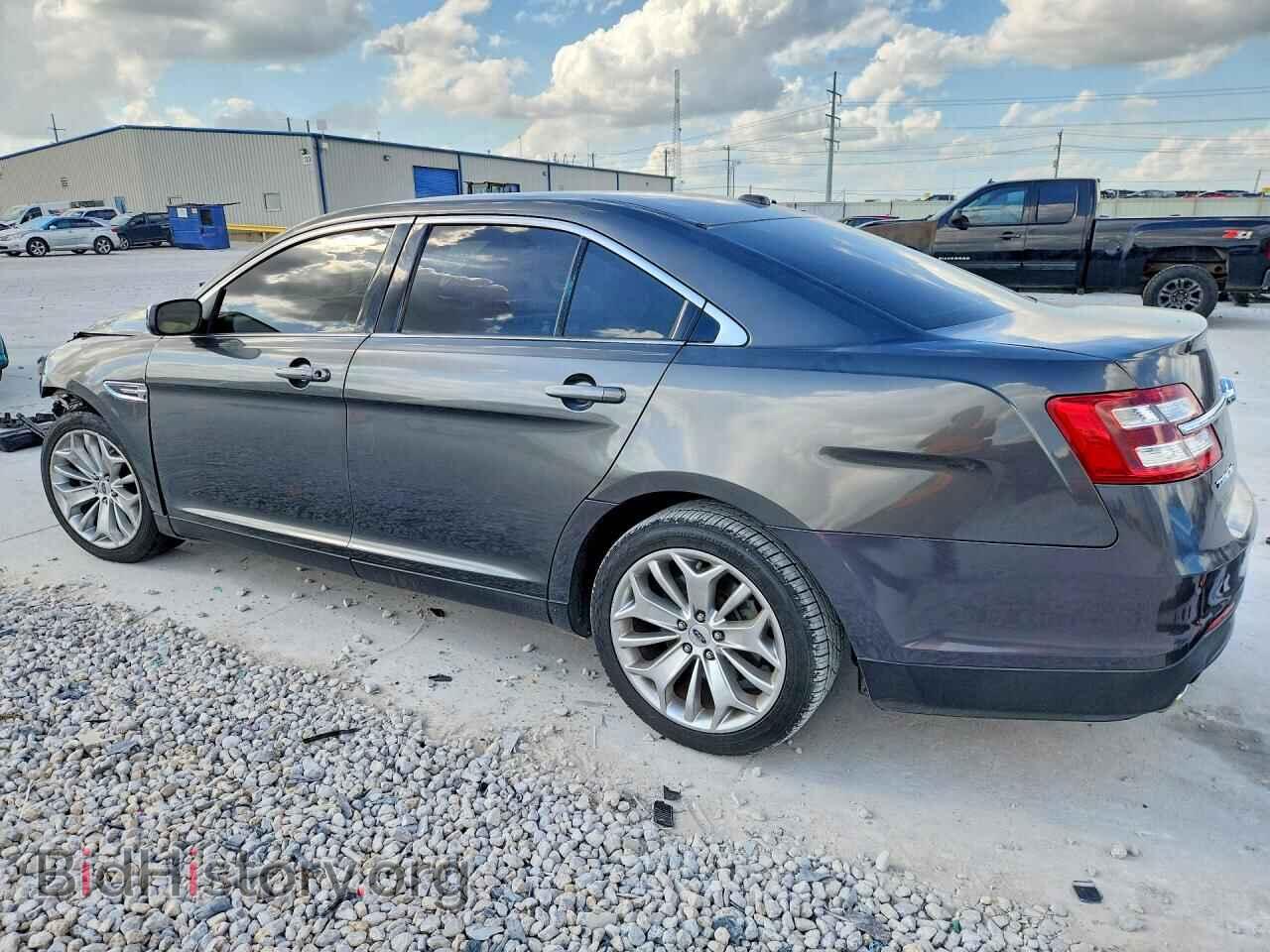 2019 FORD TAURUS - VIN: 1FAHP2F82KG117988 - Photo 2