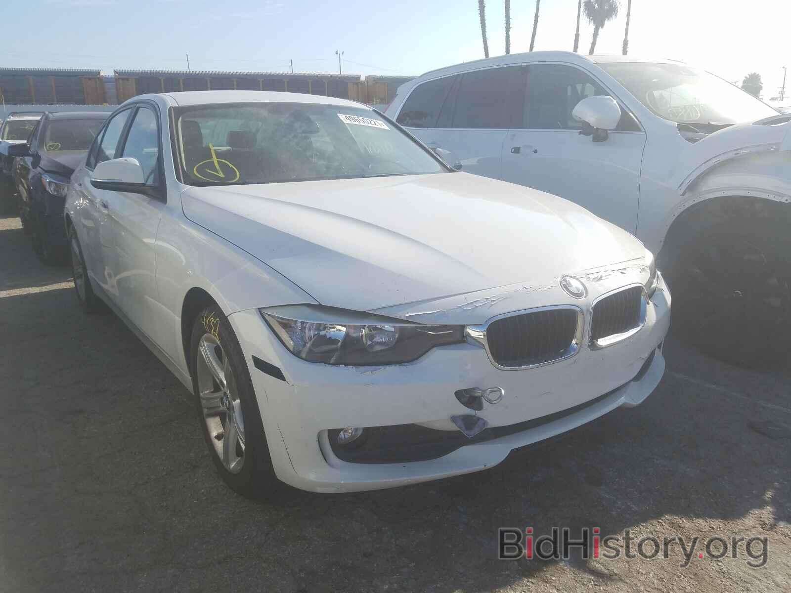 Photo WBA3B1C52DF461687 - BMW 3 SERIES 2013