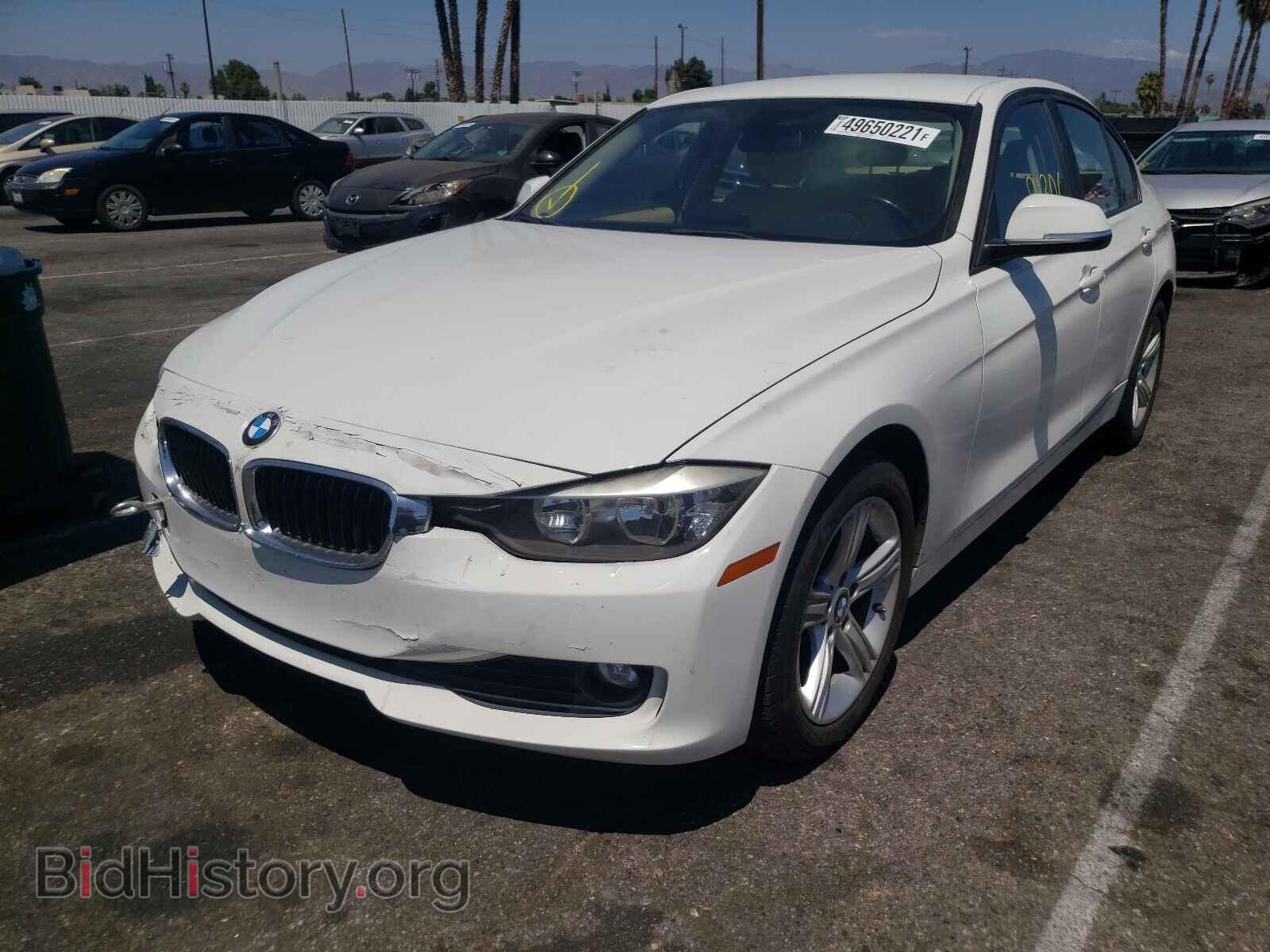 2013 BMW 3 SERIES - VIN: WBA3B1C52DF461687 - Фото 2
