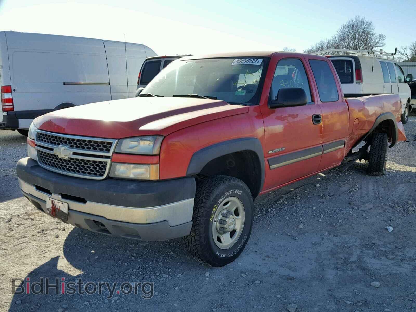 2005 CHEVROLET SILVERADO - VIN: 1GCHK29U65E235771 - Фото 2