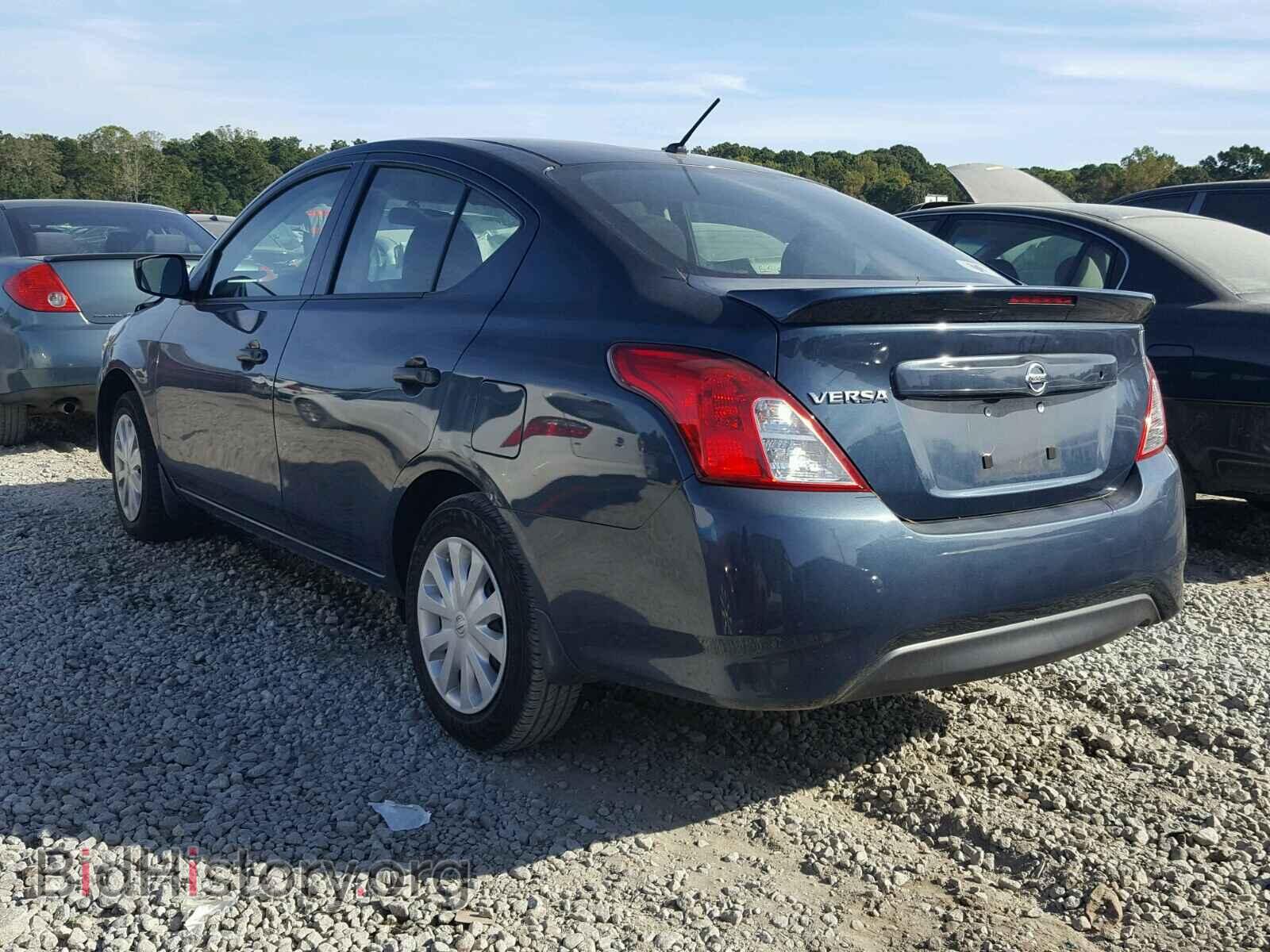 2017 NISSAN VERSA - VIN: 3N1CN7AP3HL875433 - Photo 3