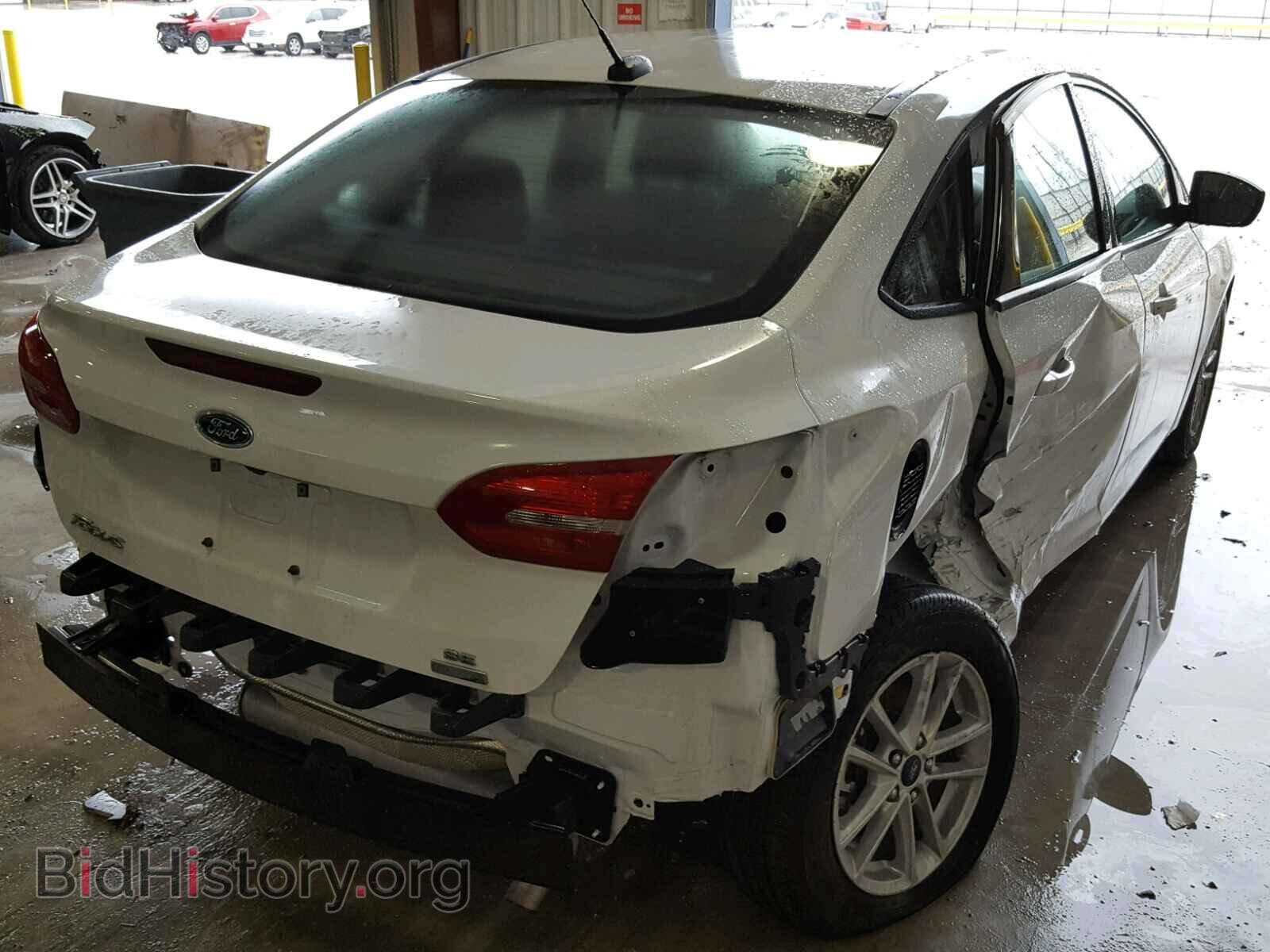 2018 FORD FOCUS - VIN: 1FADP3FE2JL302302 - Фото 4