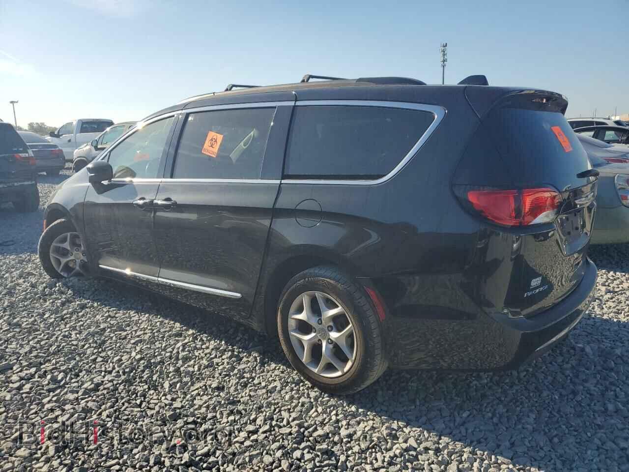 2017 CHRYSLER PACIFICA - VIN: 2C4RC1BG3HR705620 - Фото 2